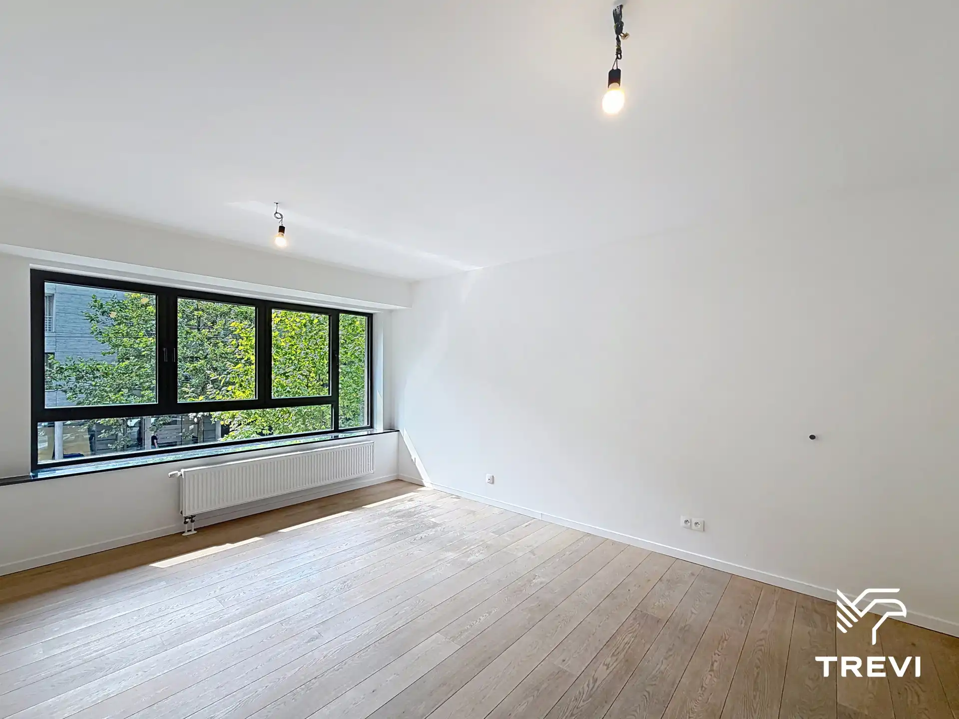 EUROPESE WIJK – Mooi 1-slaapkamerappartement met parking! foto 4