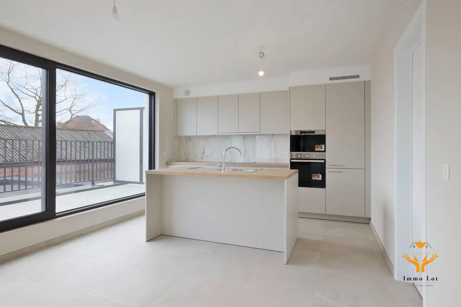 Nieuwbouwappartement met 2 slaapkamers en ruim terras foto 2