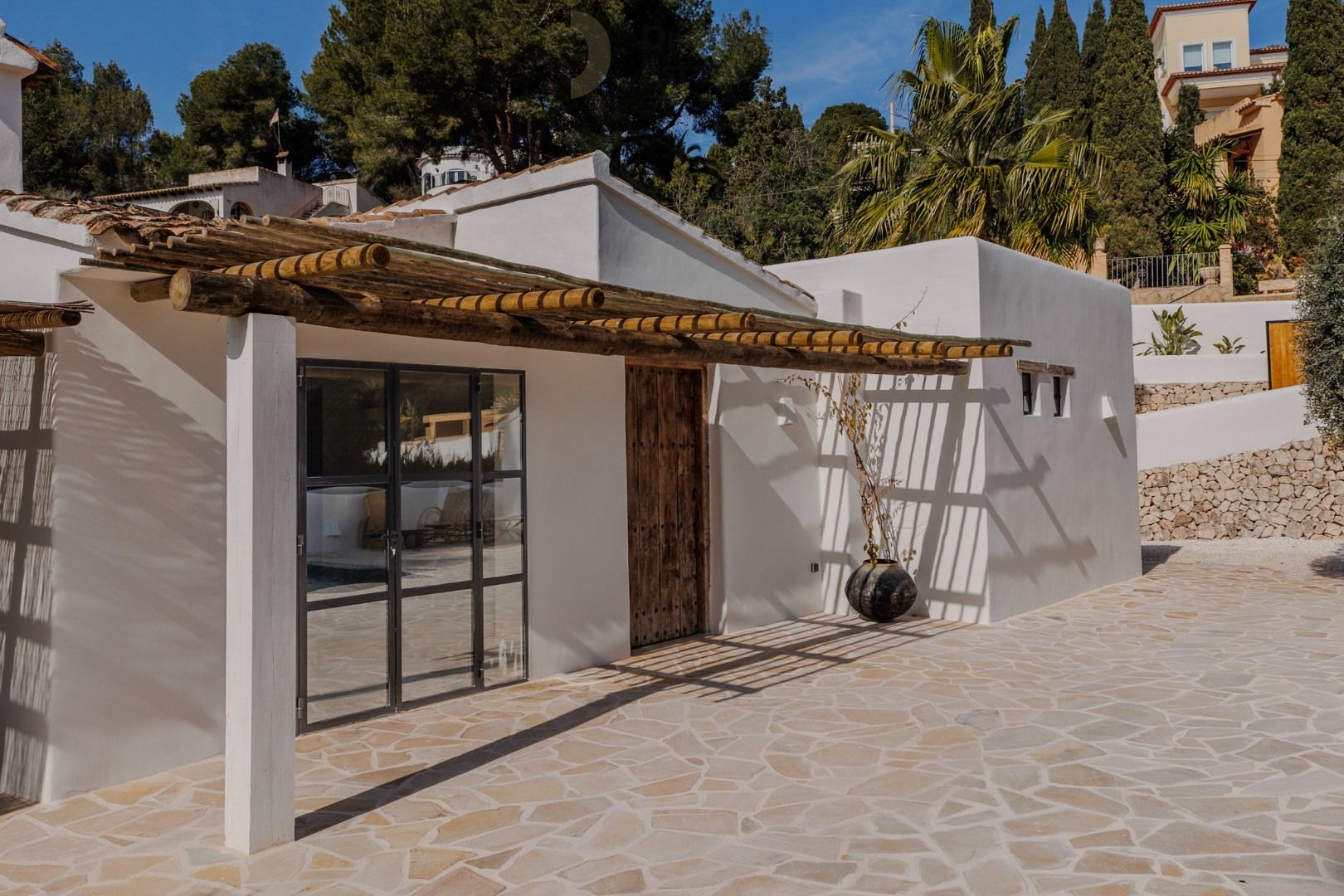 Stijlvolle Gerenoveerde Villa in Moderne Mediterrane Stijl foto 31