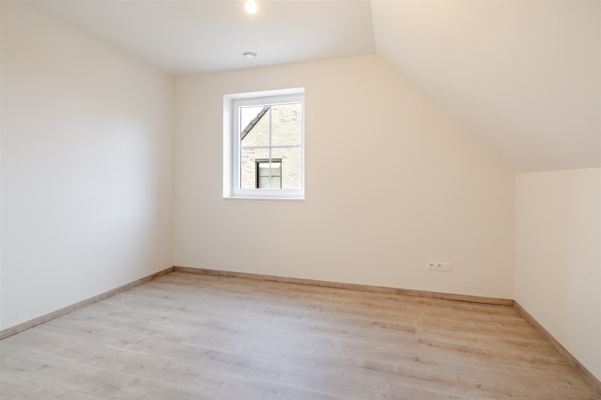 Uitzonderlijk mooie ééngezinswoning met tuin (bouwjaar 2023) foto 25