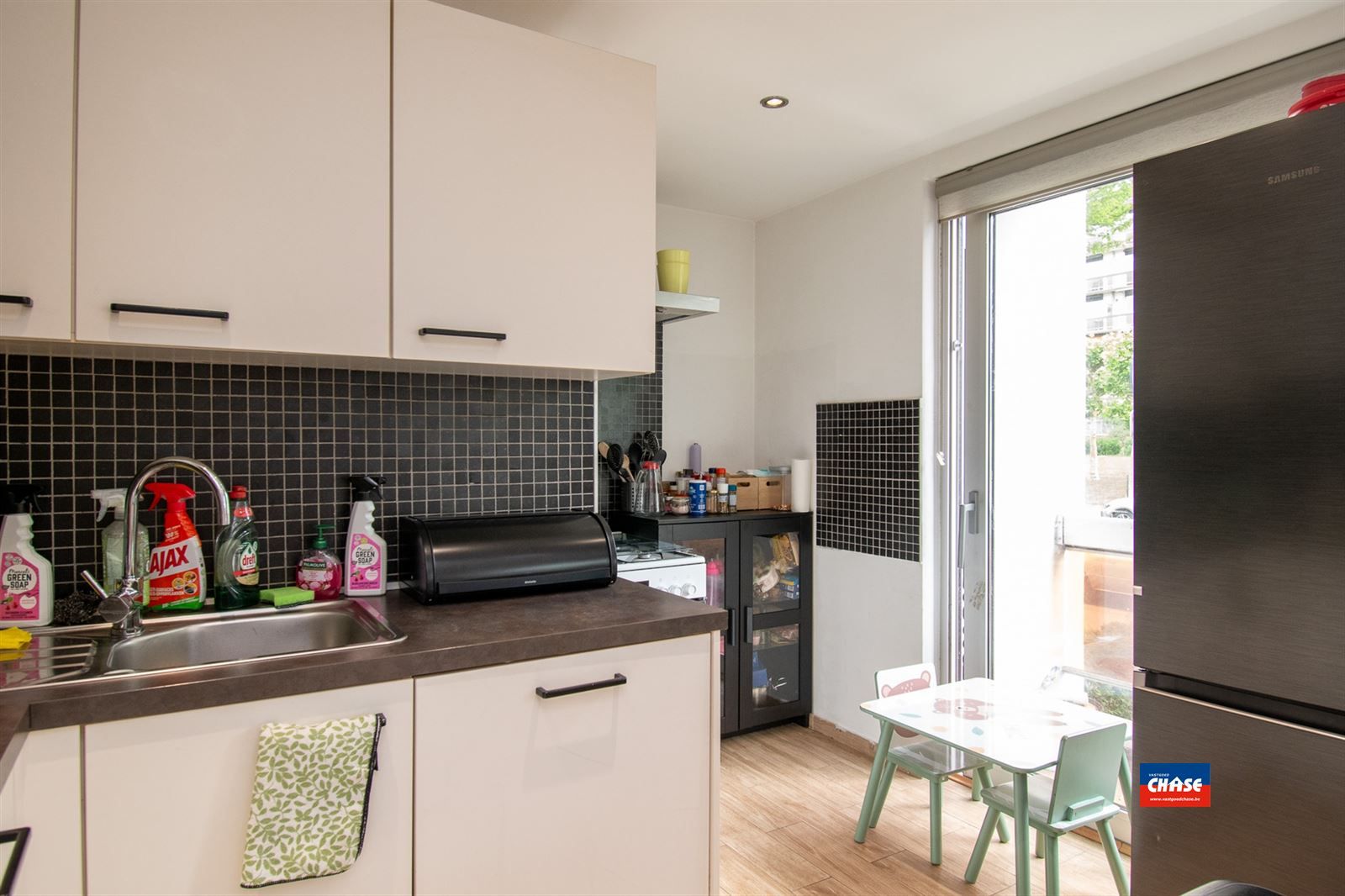 Gelijkvloersappartement met 3 slpks en terras foto 5