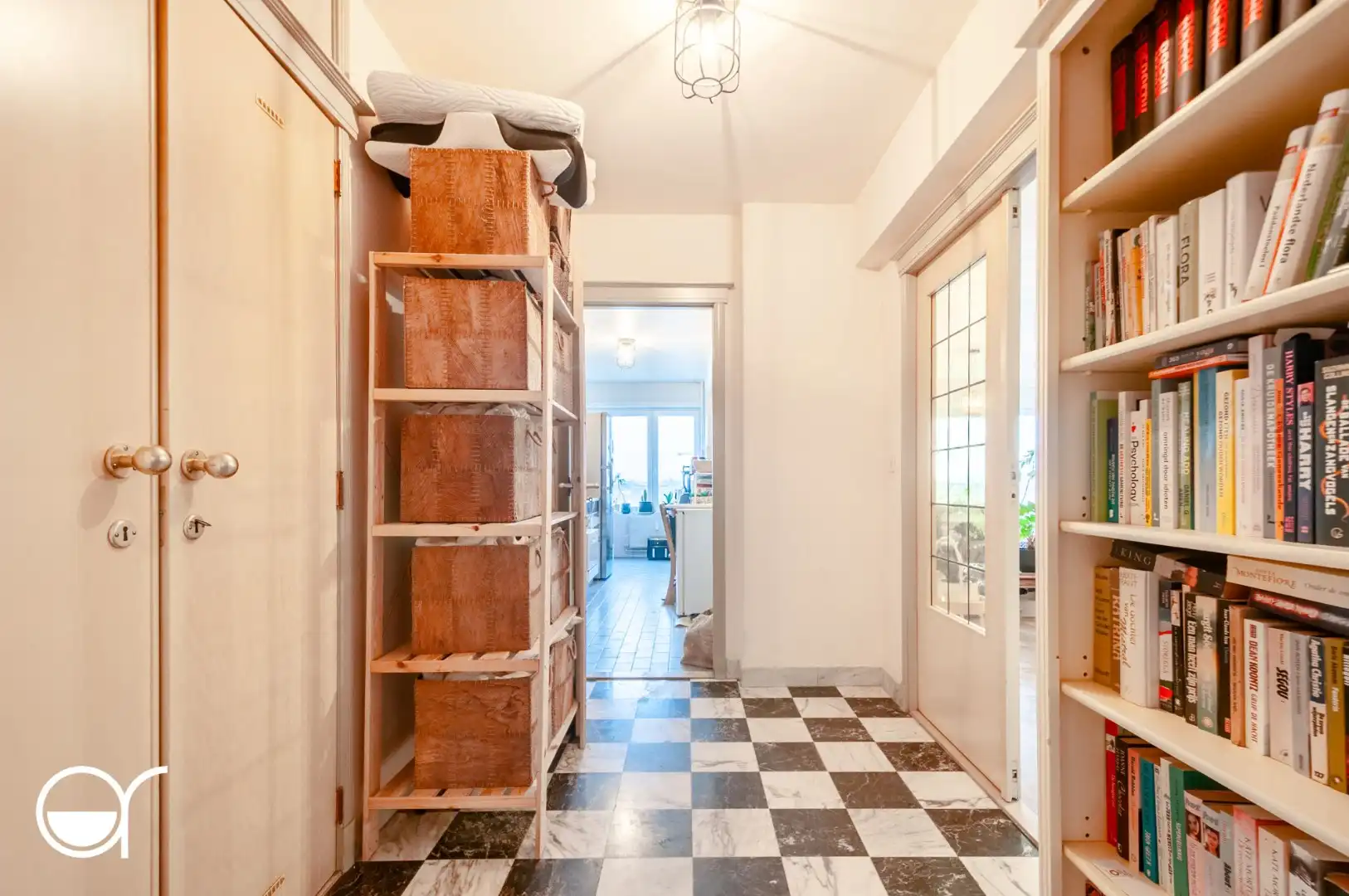 2 slaapkamerappartement met terras en staanplaats foto 7