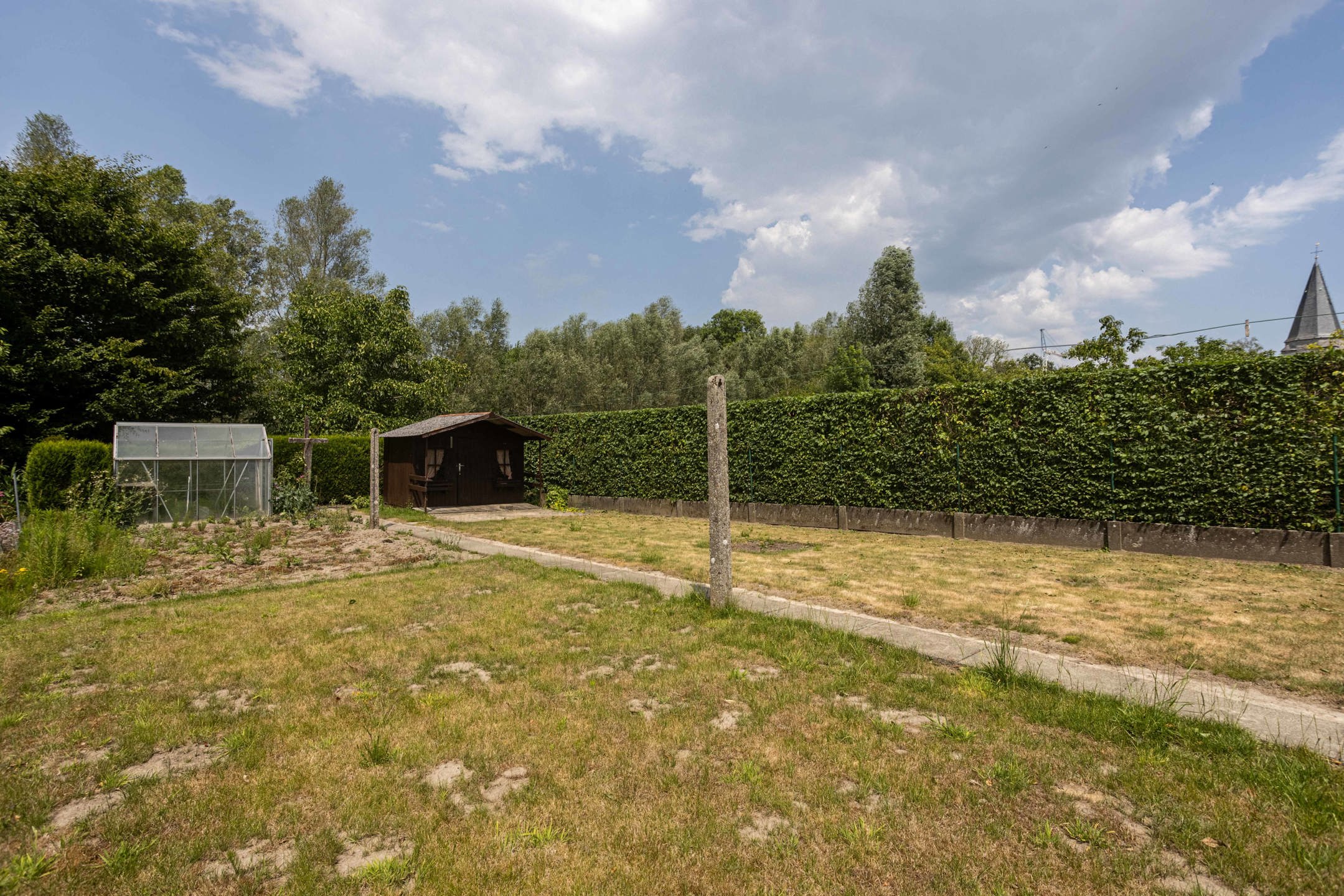 Uniek gelegen renovatieproject in het charmante Mullem foto 16
