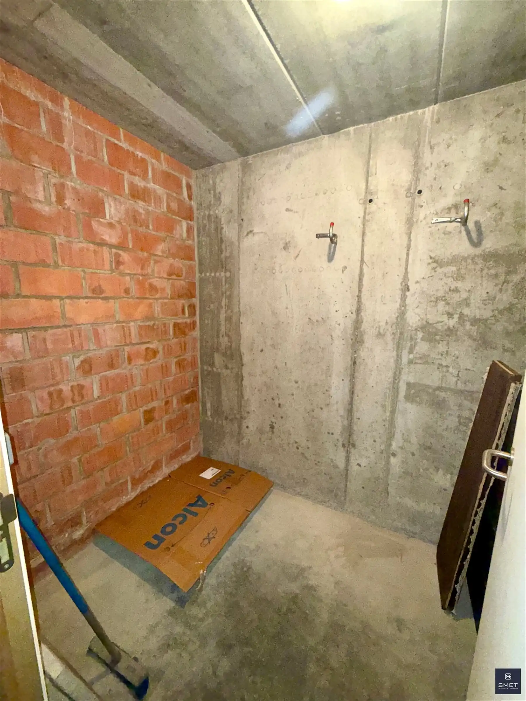 MODERN APPT. MET 2 SLPKS, GARAGE EN BERGING foto 24