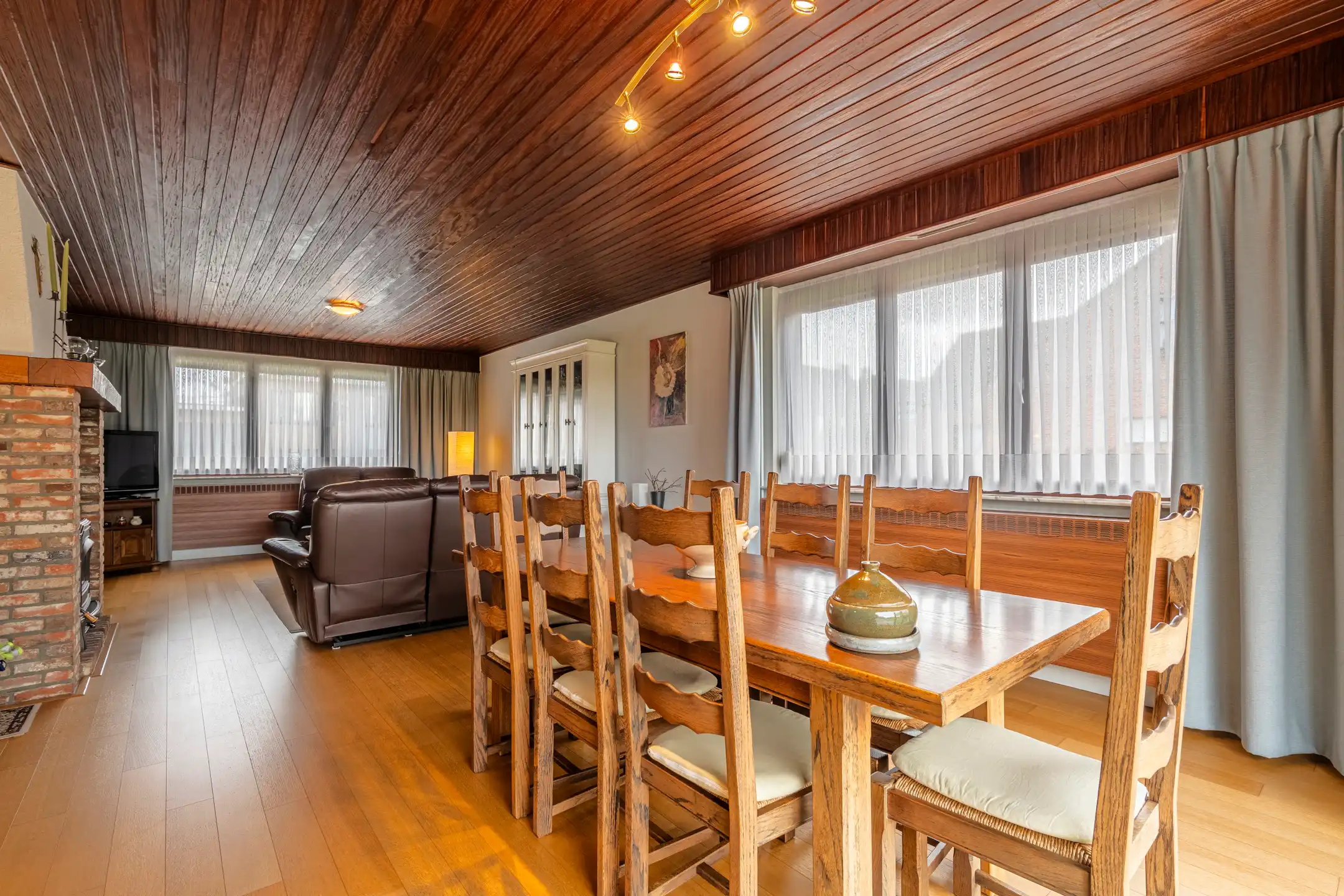 Gelijkvloerse ééngezinswoning met 3 slpk. en inpandige garage in Ravels  foto 9