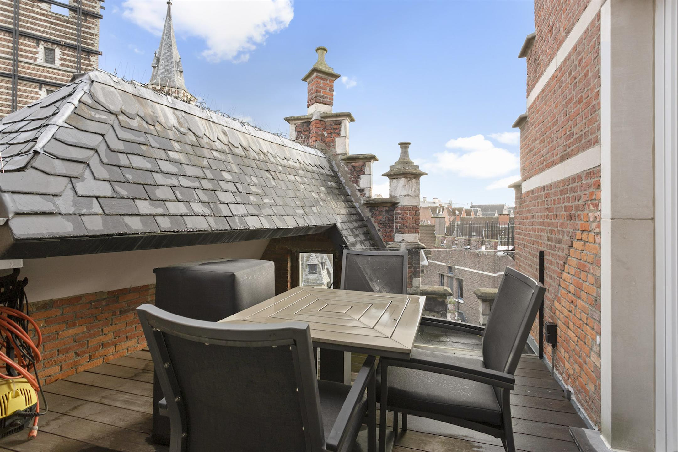 ANTWERPEN - Royale penthouse, gemeubeld, met panoramisch zicht op de Schelde, in een prestigieus gebouw. foto 40