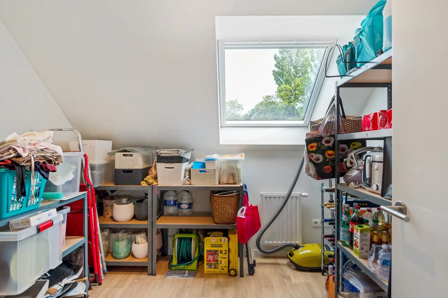 Dakappartement met 4 slaapkamers en 2 terrassen! foto 12