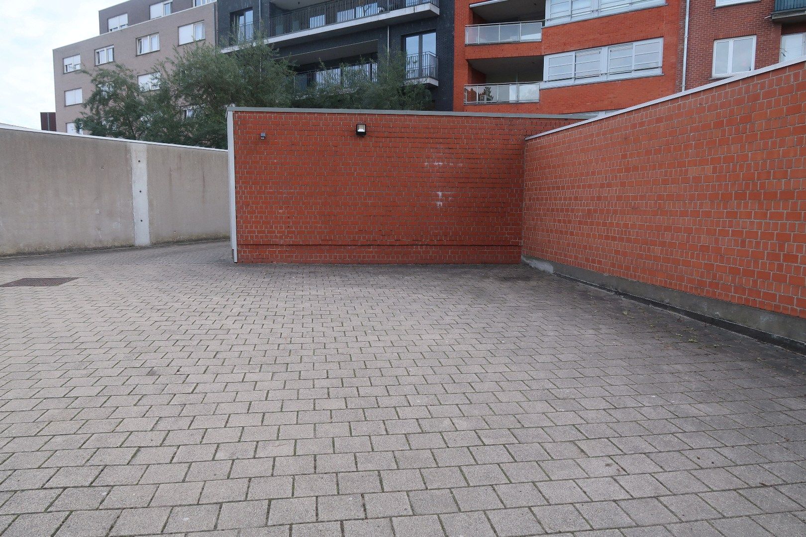 Parkeerplaats te huur Brugsesteenweg 59 - - 8800 Roeselare