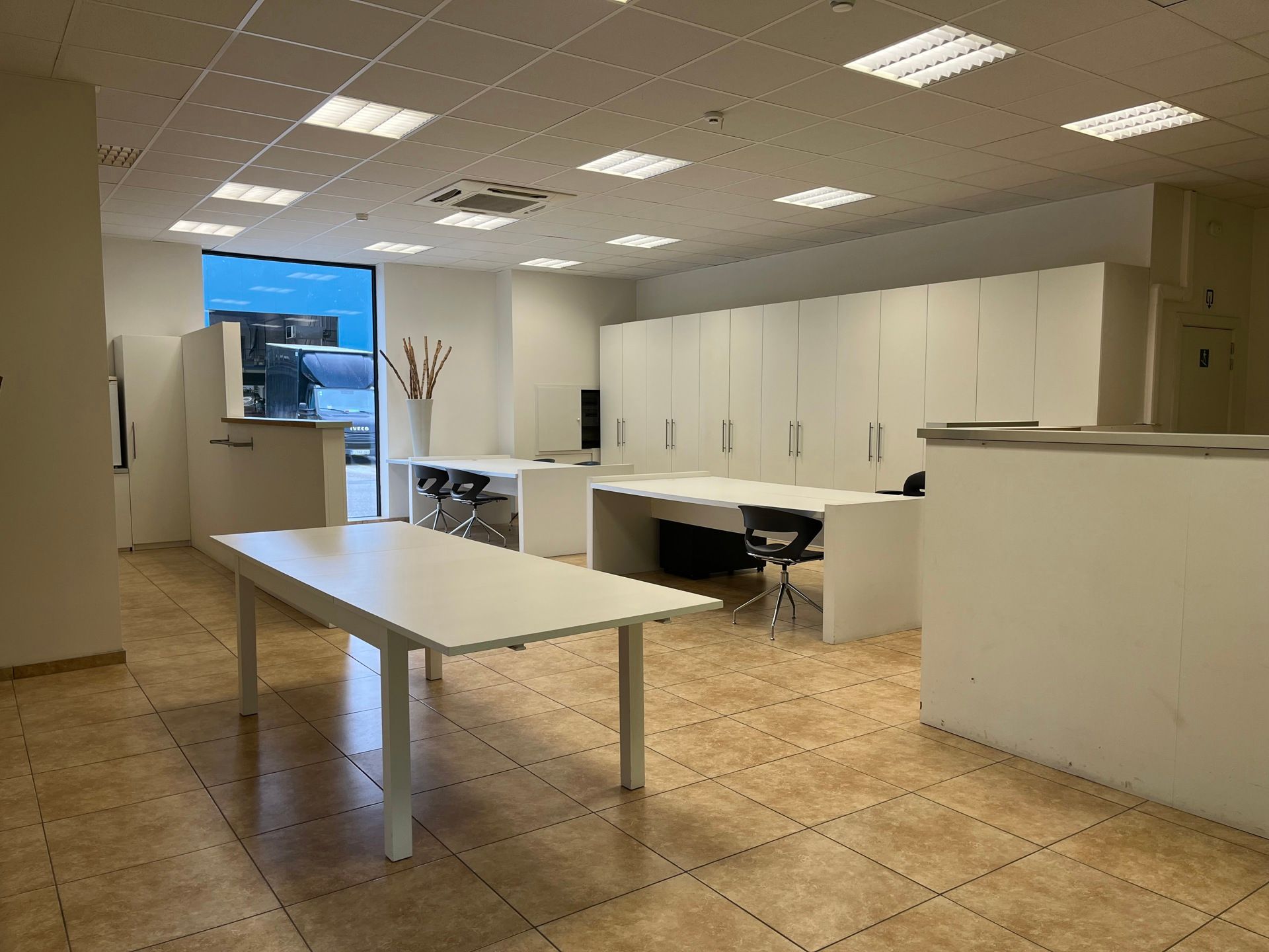 Te huur : instapklare kantoorruimte 110m² met i.c.m. 30 m² inpandige opslag  foto 8