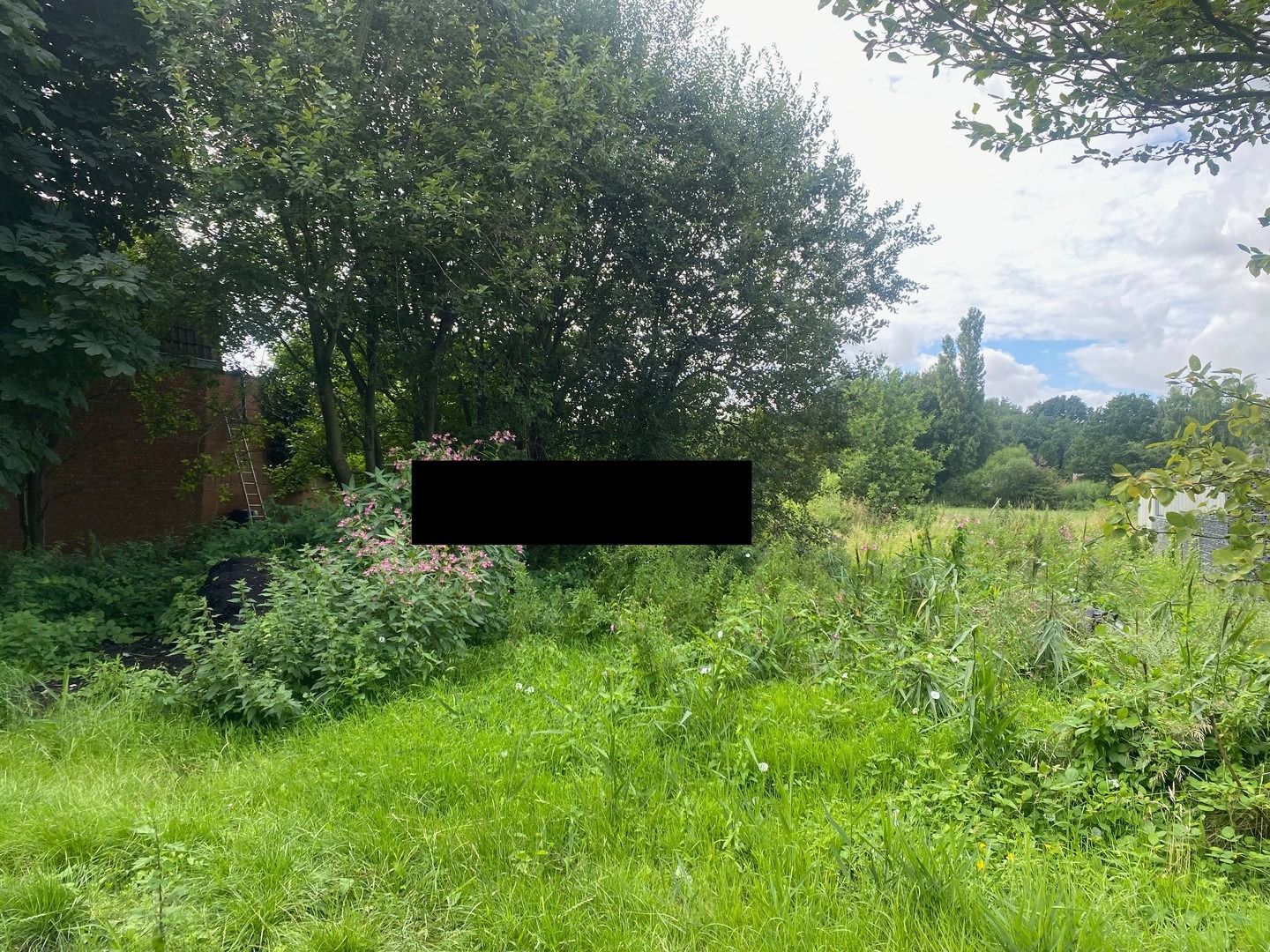 Rustig gelegen & zuid-west georiënteerde bouwgrond met uitzicht op groen. foto 5