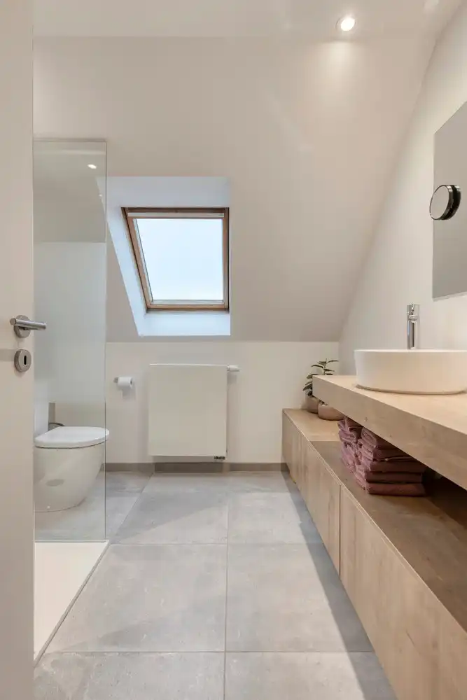 Instapklare split-level woning in de gegeerde wijk Rietschoorvelden te Merksem! foto 18