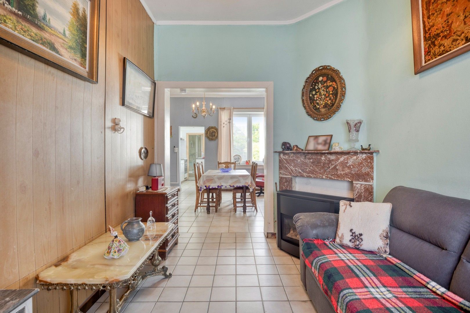 Op te knappen woning met oprit en tuin nabij de Gentbrugse Meersen foto 5