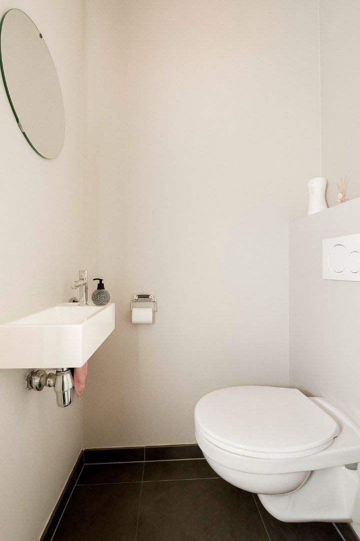 PERFECT INSTAPKLAAR GELIJKVLOERS APPARTEMENT (BJ 2016) foto 8