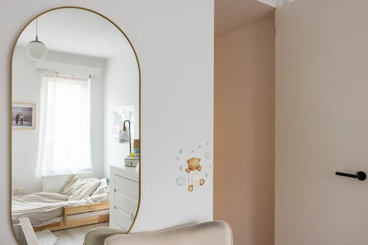 Ruim 2SLK-appartement (95 m²) met terras en zicht op Park Spoor Noord + parking foto 11
