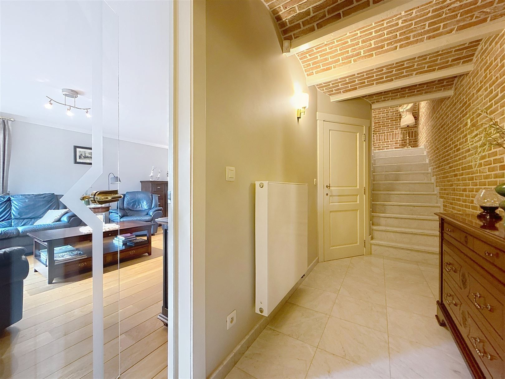 Instapklare woning, 2 slpks + inrichtb. zolder, tuin, 10a 85ca foto 10