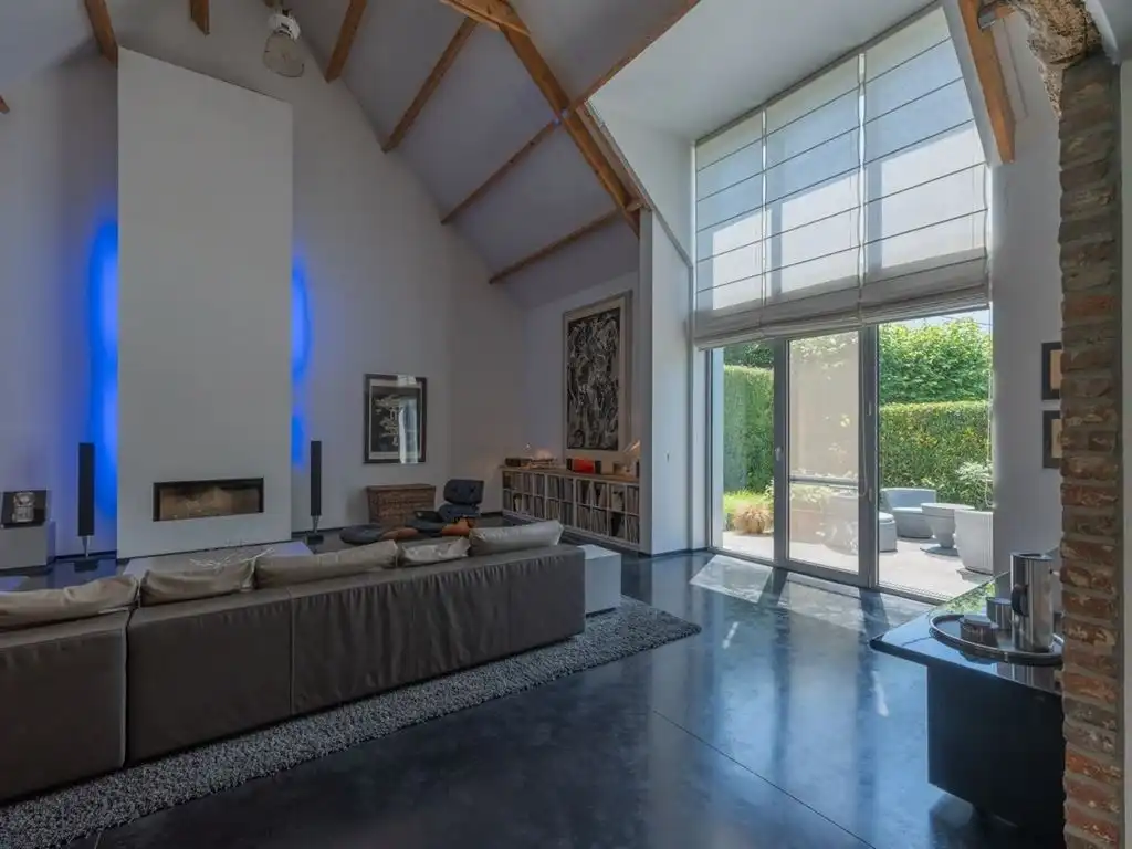 Unieke karakterhoeve met loftsfeer, design, verwarmd zwembad & poolhouse foto 4