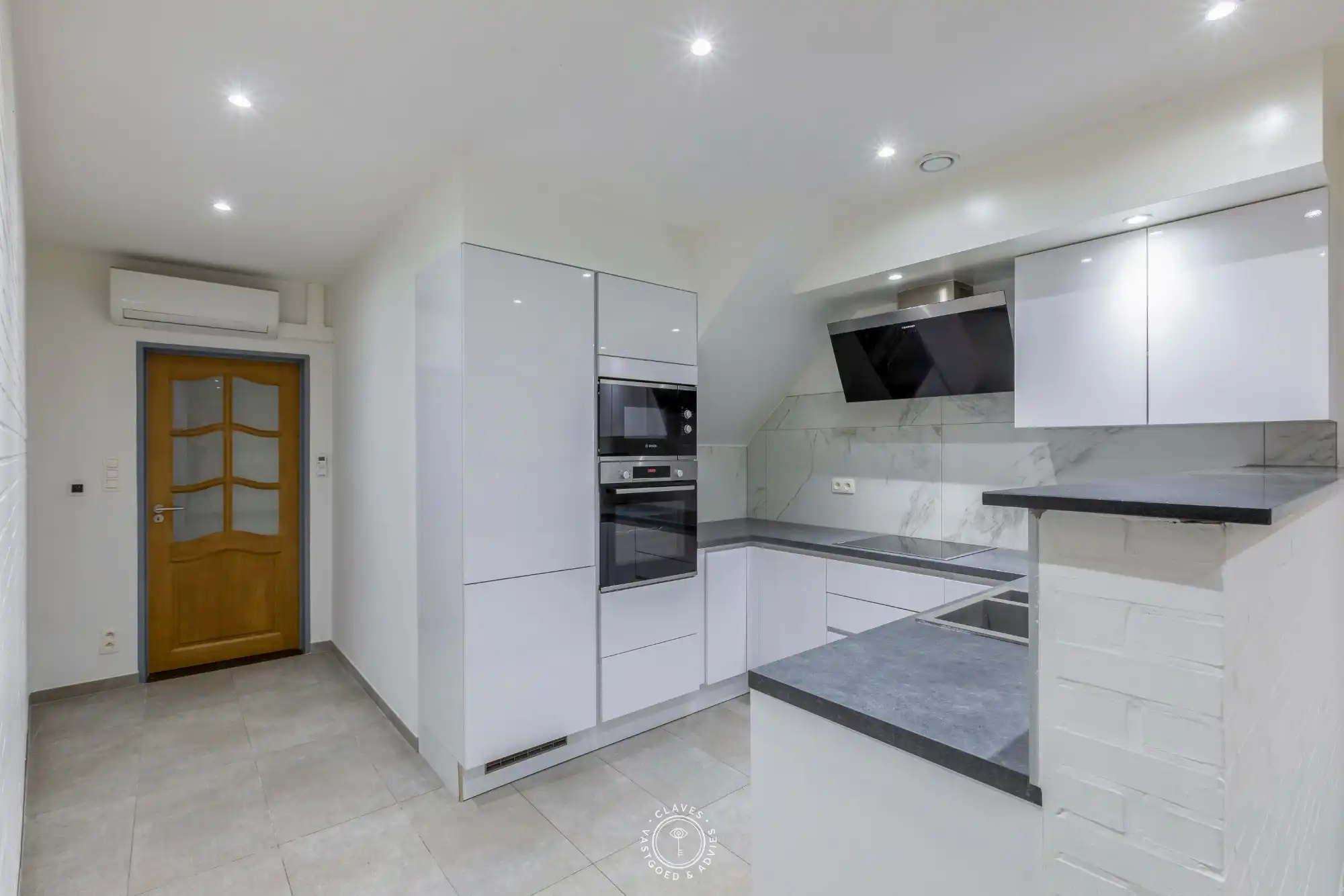 Ruim en energiezuinig gelijkvloers appartement op wandelafstand van de Schelde foto 6