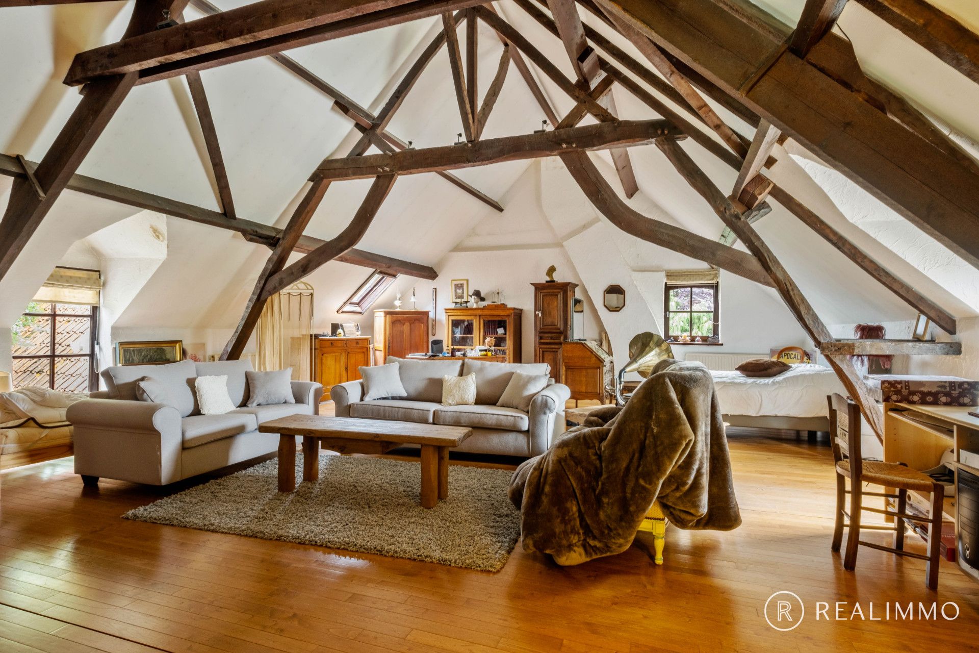 Wonen in alle rust op meer dan 1,2 hectare! foto 18