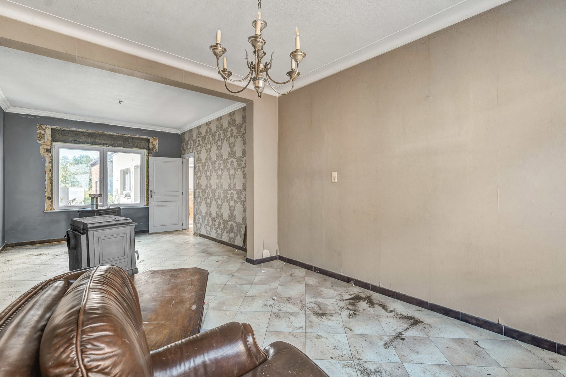 Te renoveren woning op een rustige ligging nabij centrum foto 5