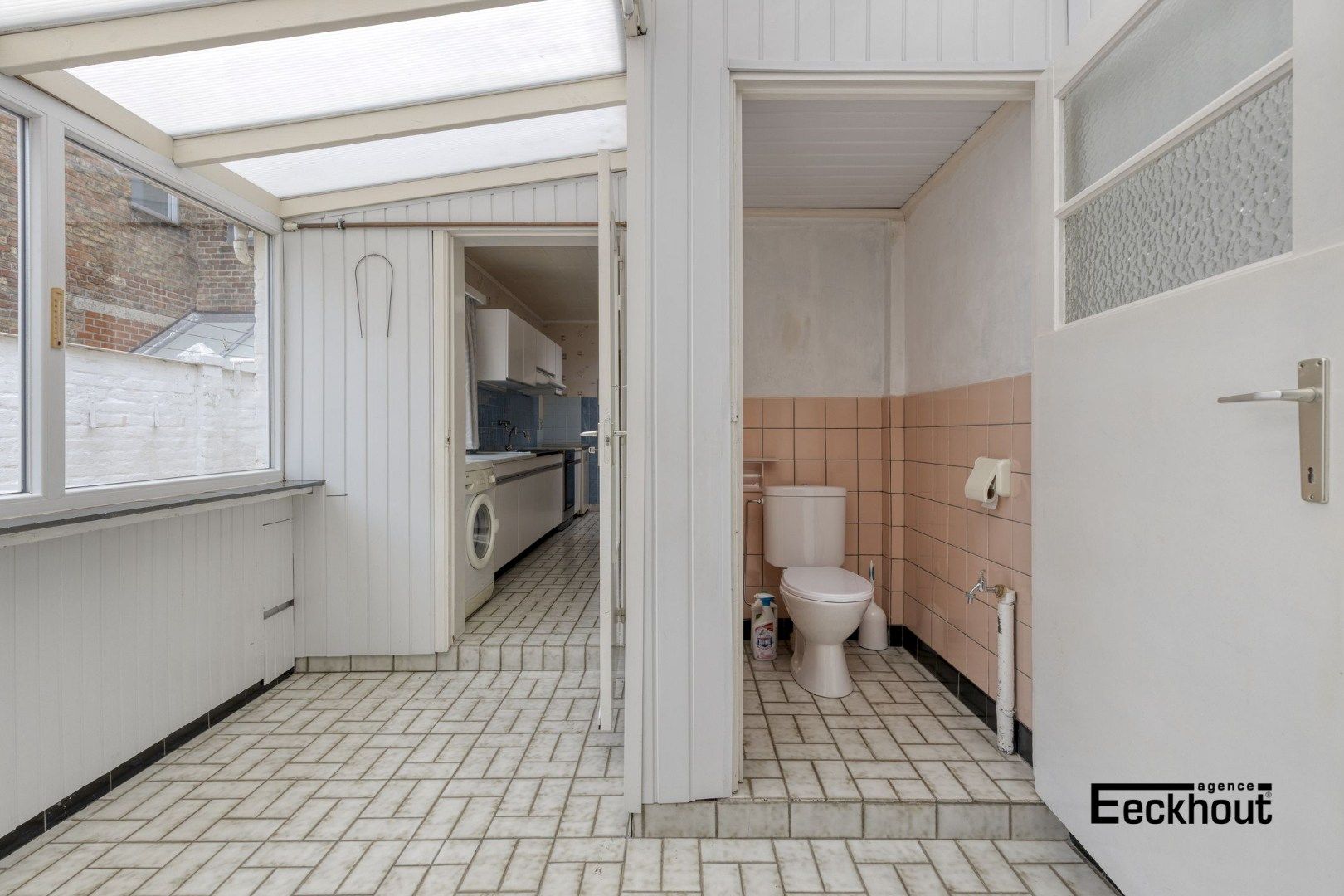 Ruime, verzorgde woning met 3 slaapkamers en zonnige koer. foto 17