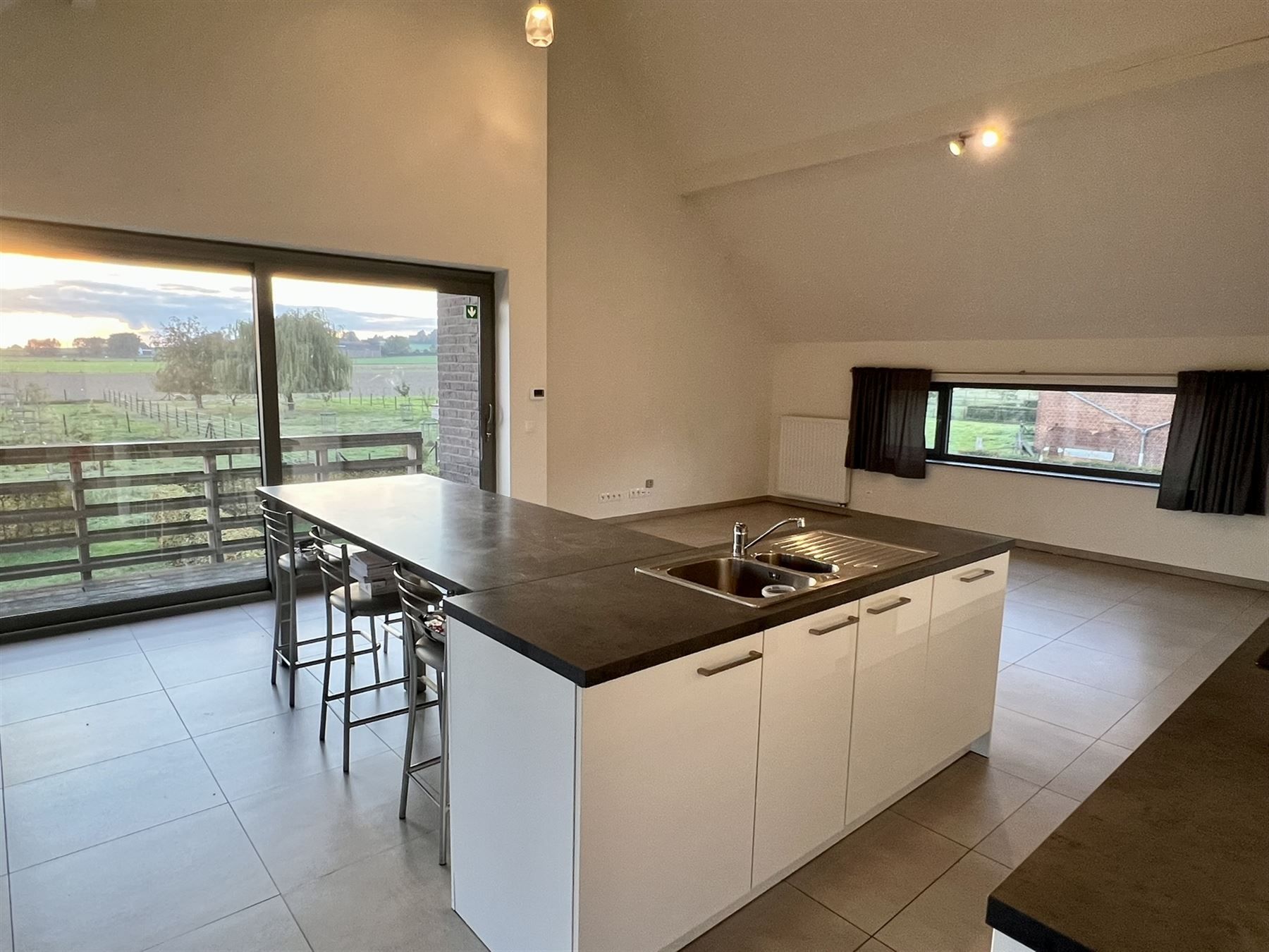 Schitterend, ruim duplex appartement met prachtig uitzicht  foto 5