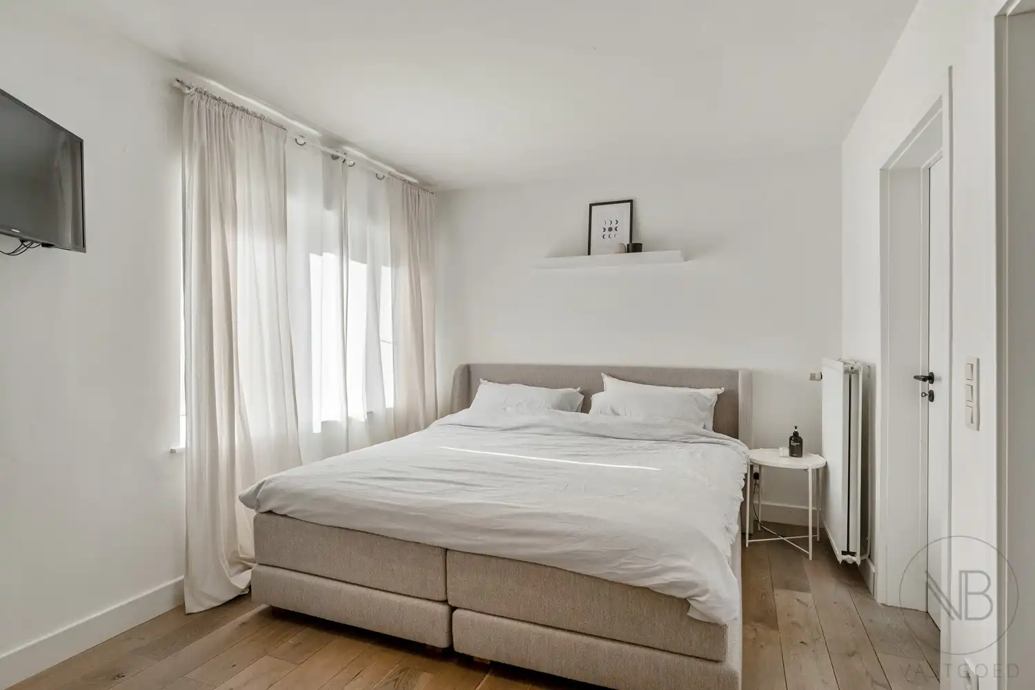Instapklare rijwoning met leuke stadstuin foto 13