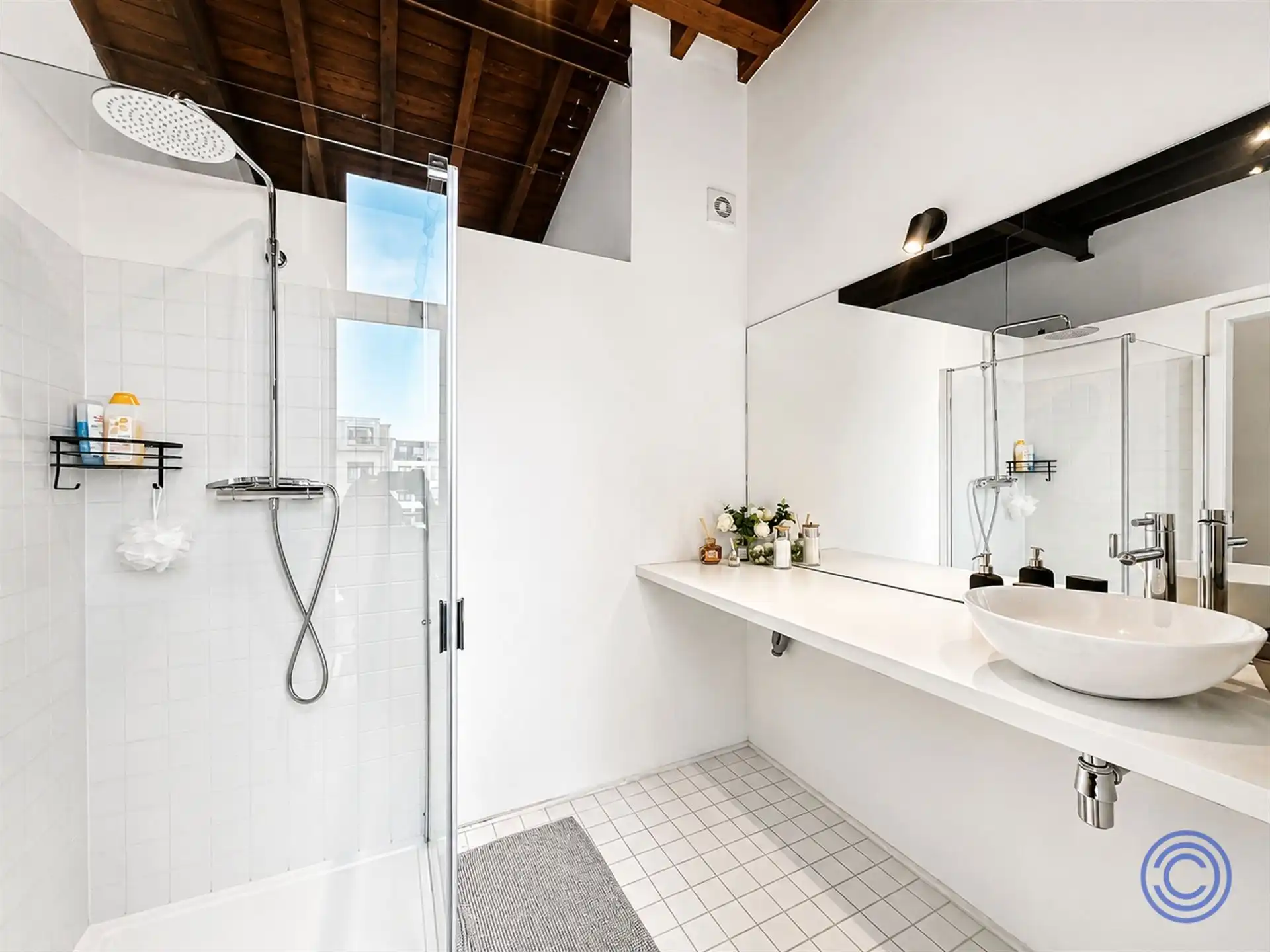 Stijlvol appartement in hartje Antwerpen! foto 5