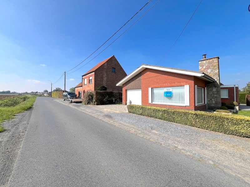 WONING te ICHTEGEM foto {{pictureIndex}}