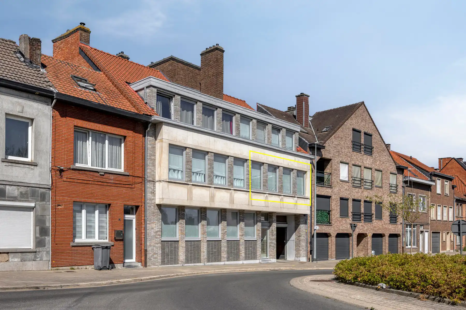 Ruim 2-slaapkamerappartement met mogelijkheid tot dakterras. foto {{pictureIndex}}