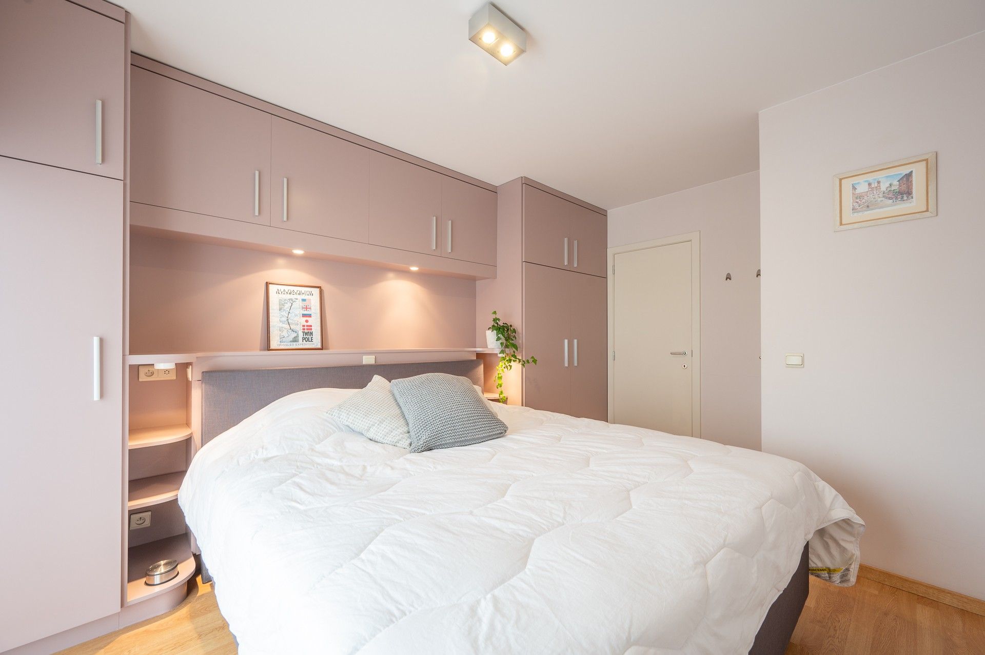 Gemeubeld: 2 slaapkamer appartement met adembenemende zichten! foto 15