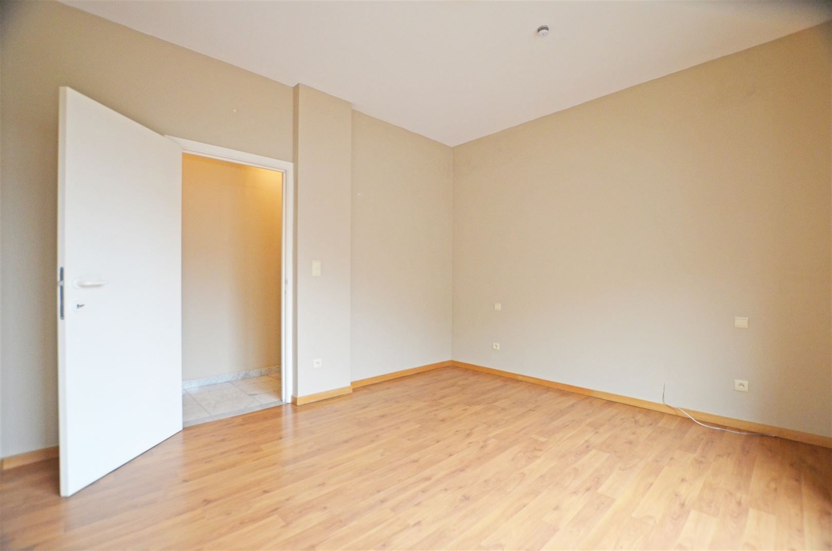 Goed onderhouden appartement in residentie 'Villers' foto 11