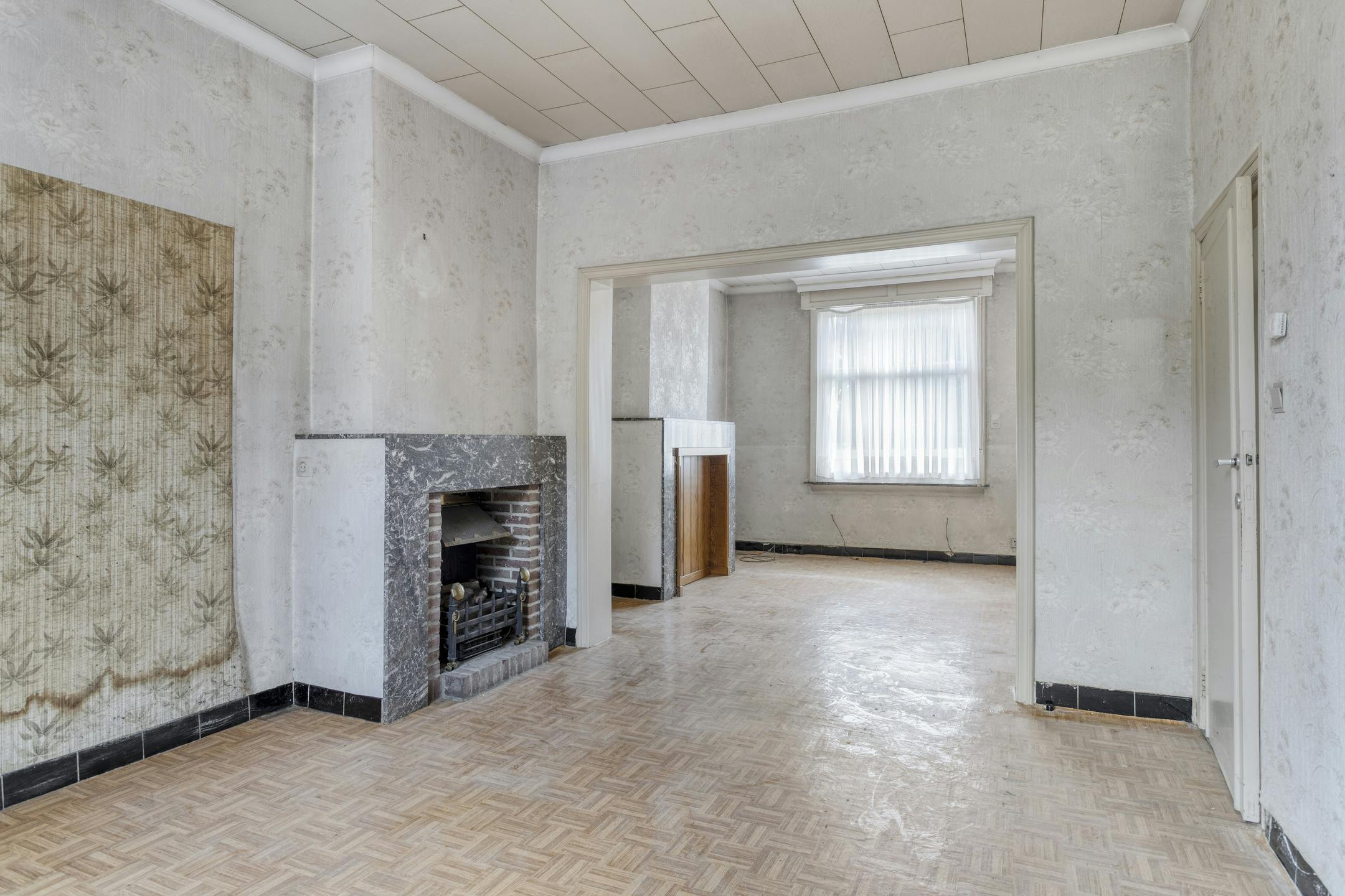 Te renoveren halfopen woning in Gullegem  foto 5