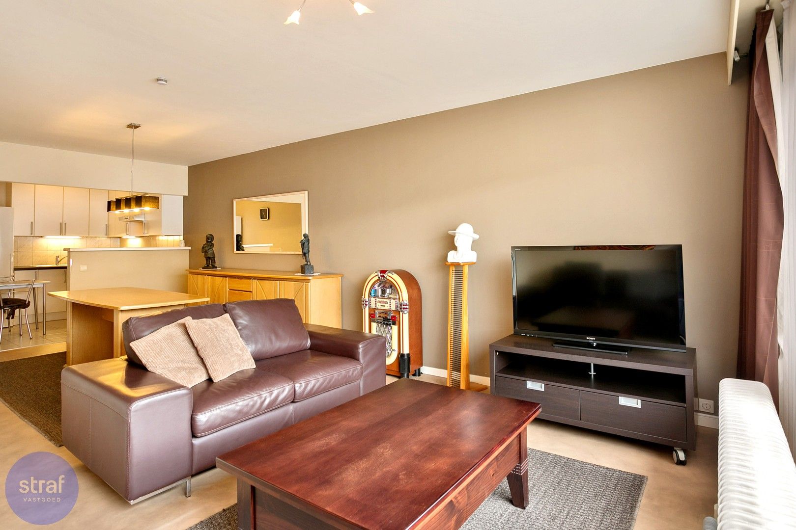 2slpk appartement met parking in het hart van Zwijndrecht foto 3