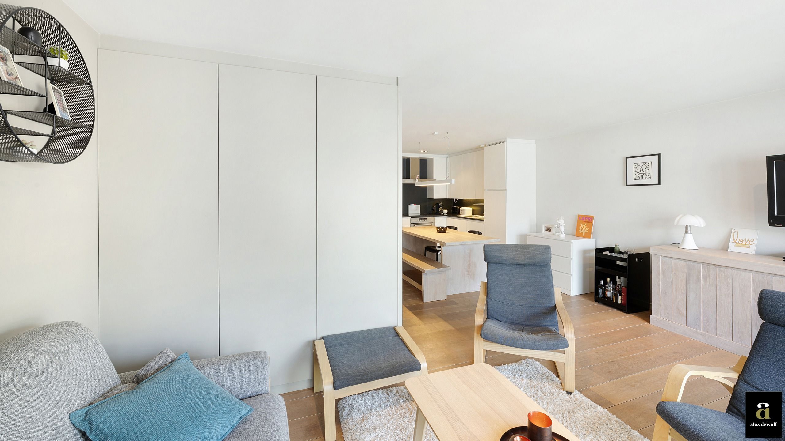 Gemeubeld modern appartement met 2 slaapkamers op centrale ligging niet ver van het Rubenspein [Blancgarinstraat]. foto 6
