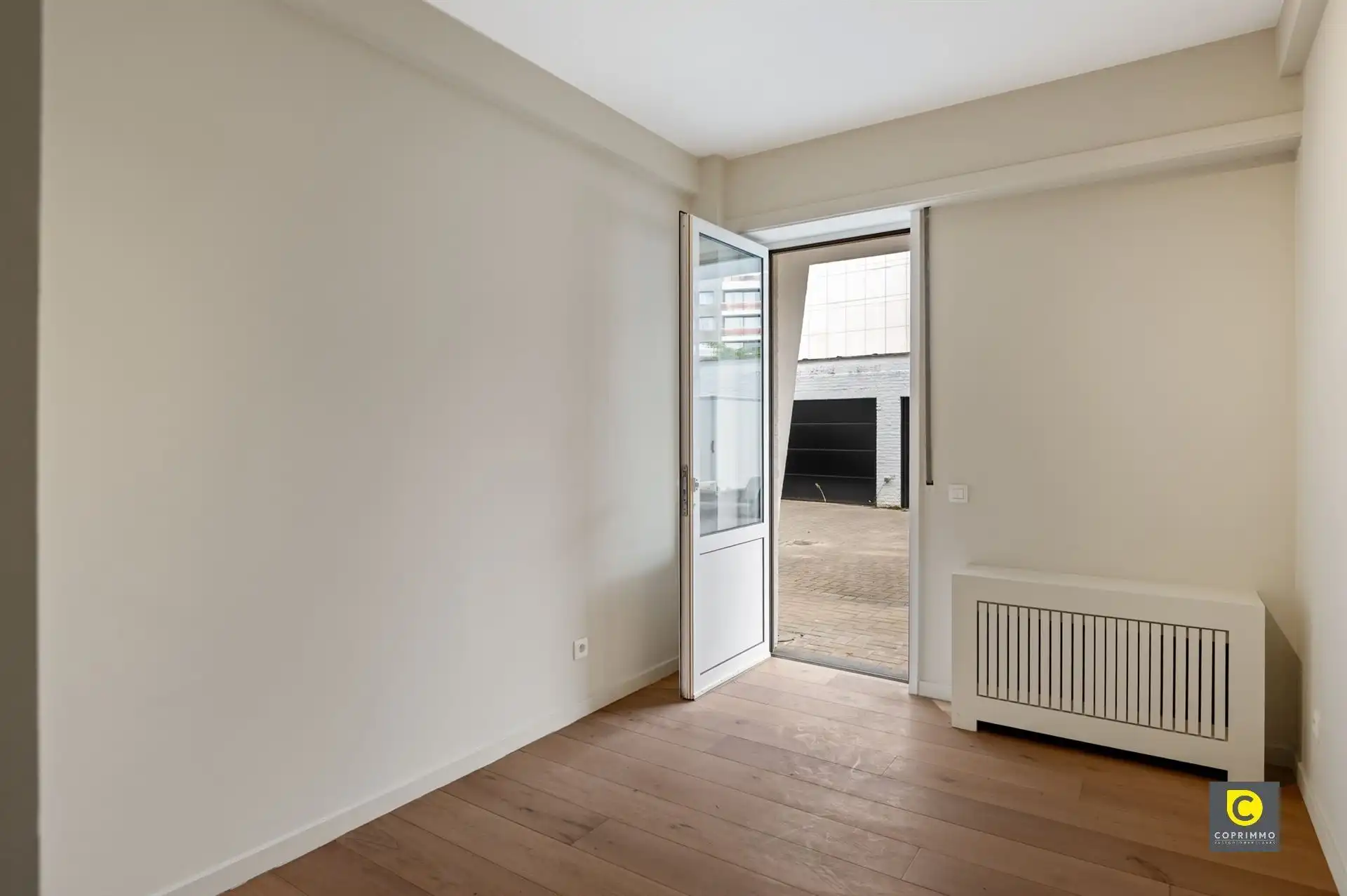 Hoogwaardig gerenoveerd 3 slpk app met P foto 14