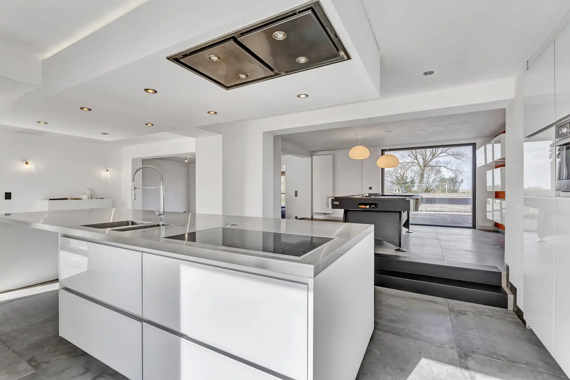 Hoeve te koop met 4 slaapkamers op prachtig perceel foto 7