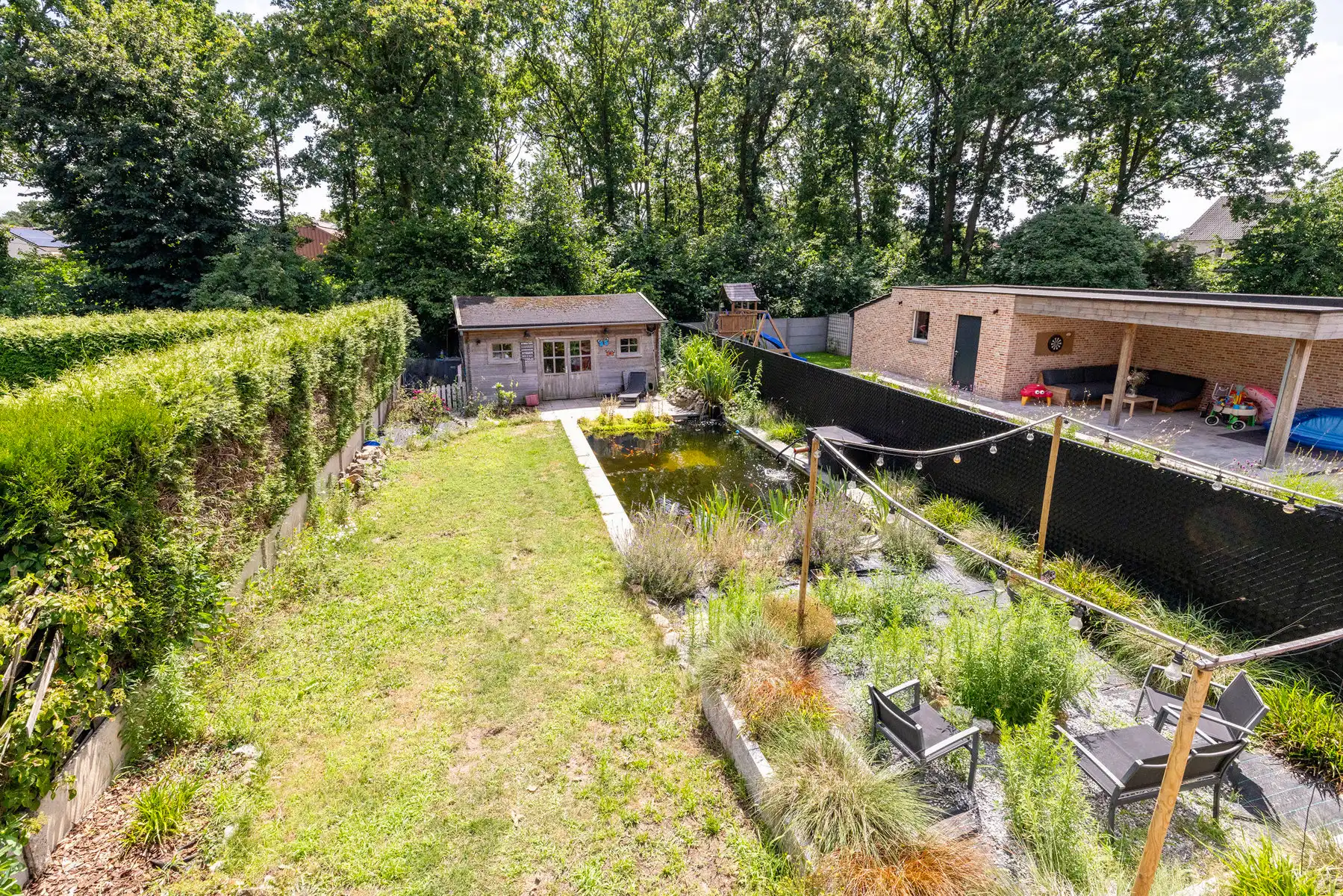 Woning met o.a. 3 slaapkamers in een doodlopende straat foto 22