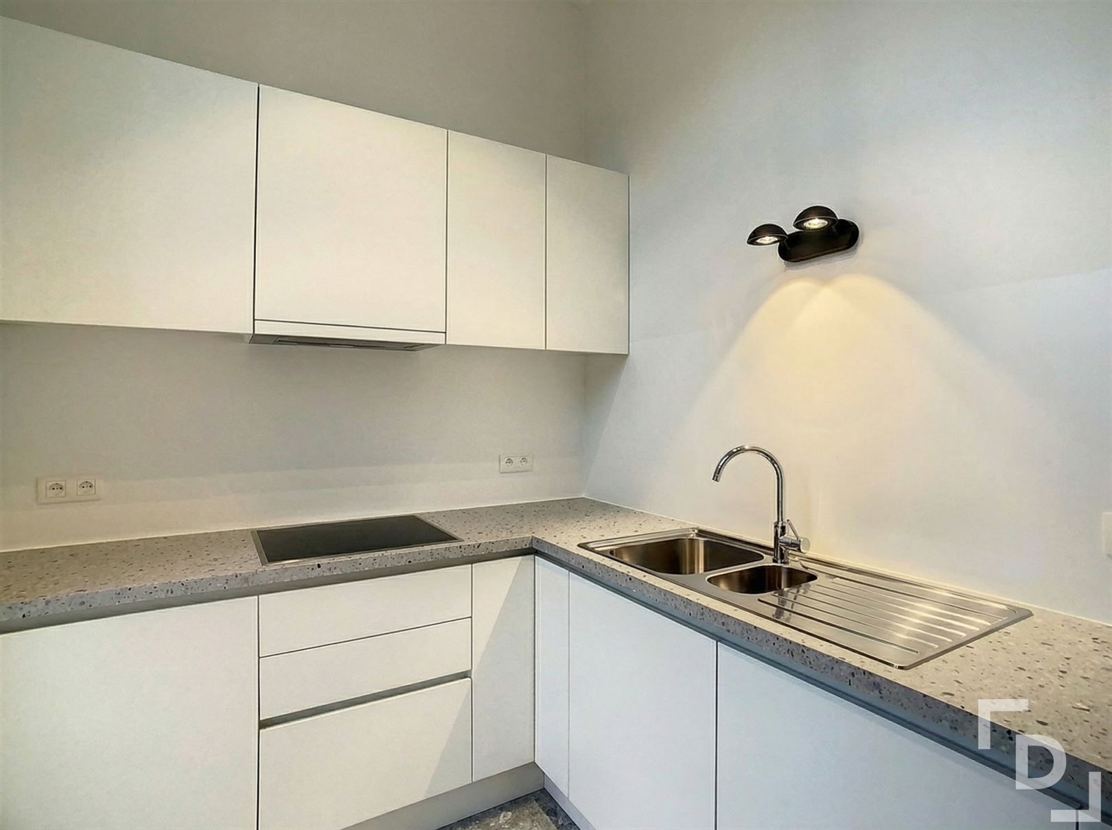 Nieuwbouwappartement in hartje Ieper foto 7