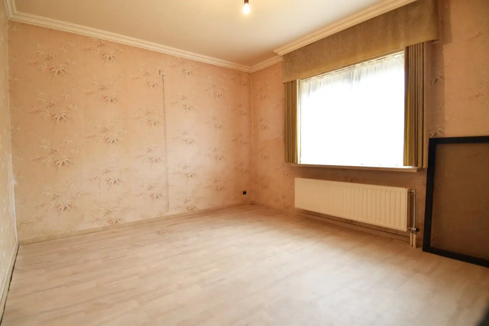 Villa met 3 slaapkamers (mogelijkheid tot meer!) te koop op 1922 m² grond nabij het centrum van Gullegem foto 8