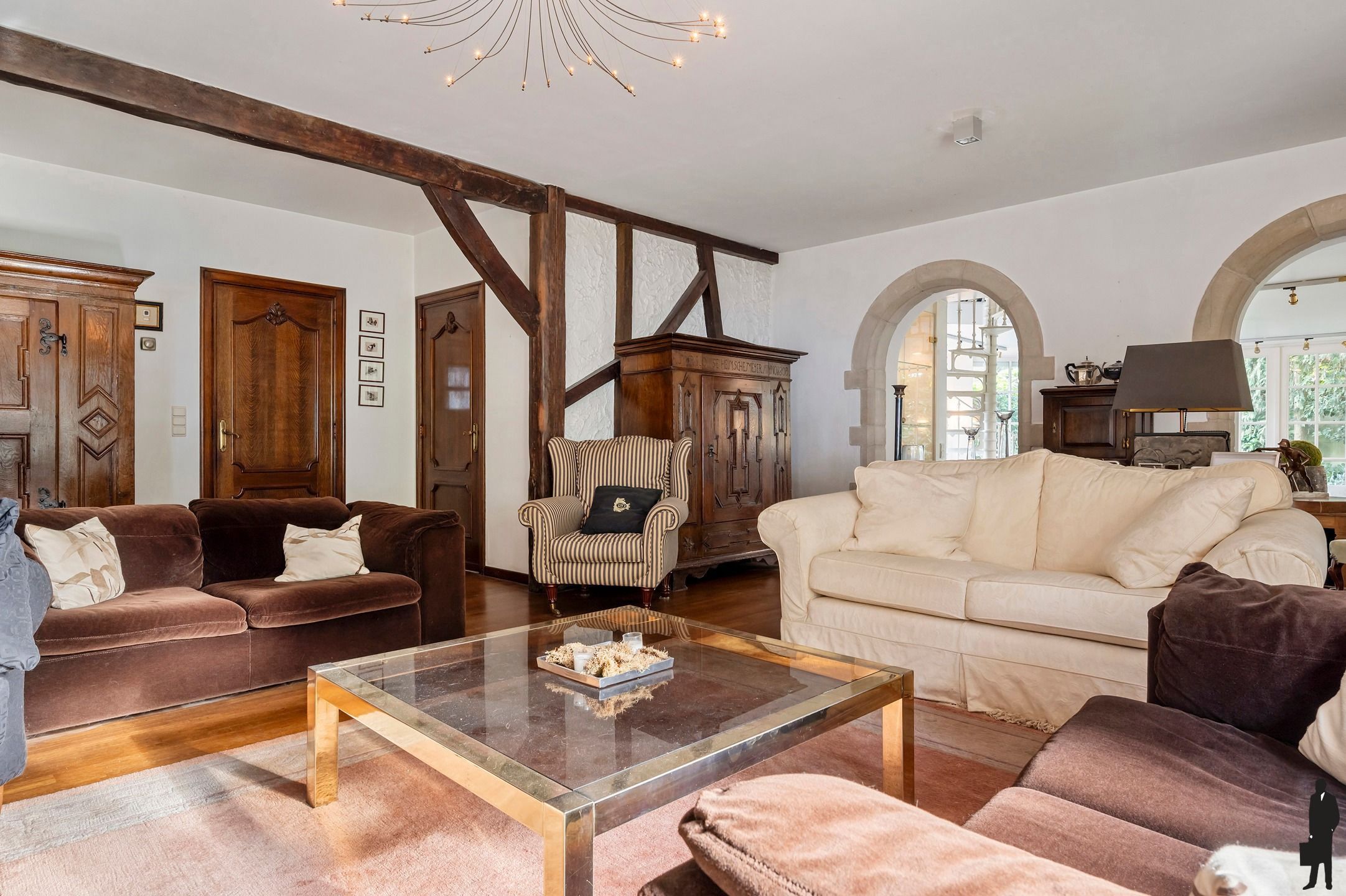  Goed onderhouden in het centrum gelegen karaktervilla op een perceel van ca. 1.938 m²! foto 13