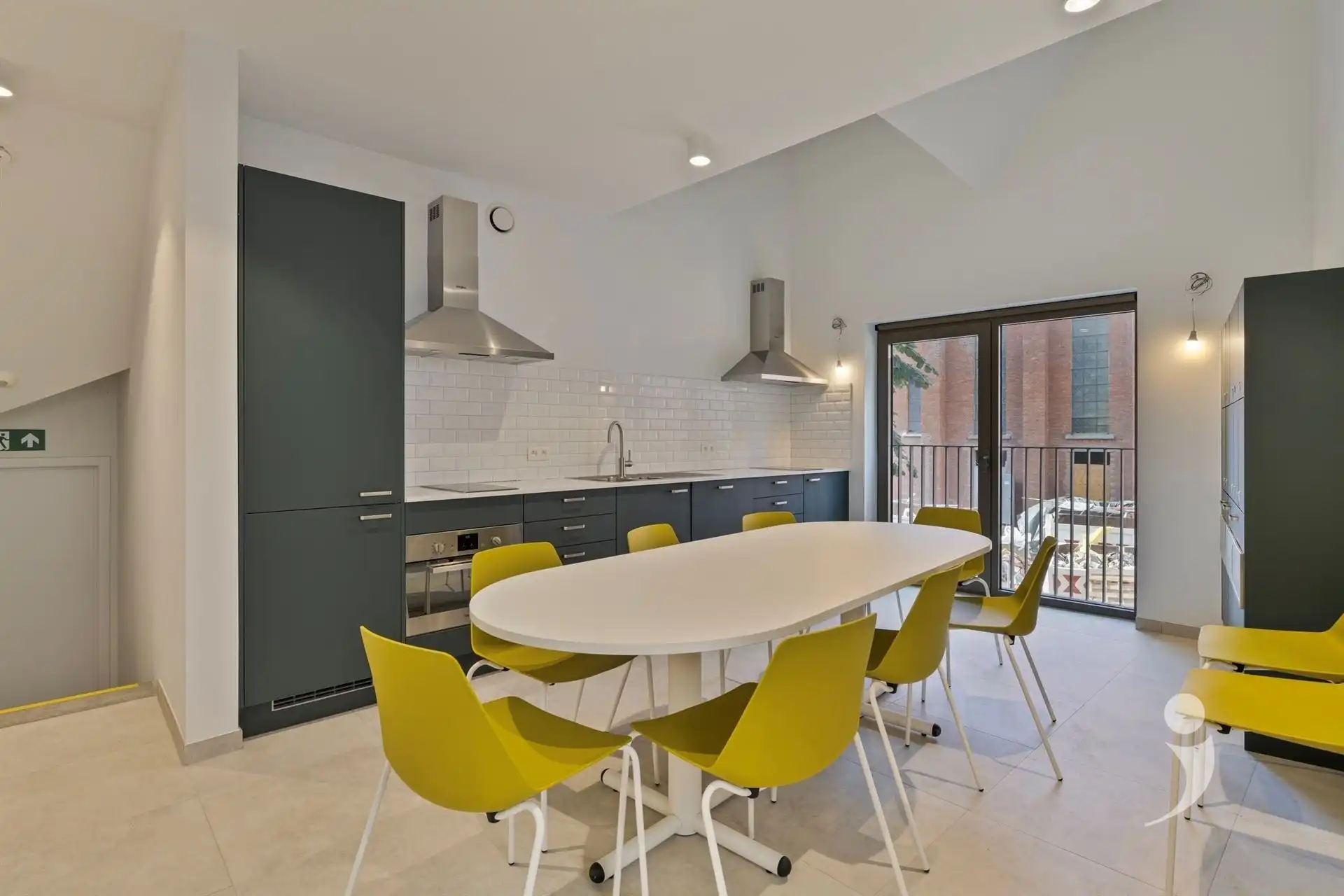  College House  01.06 foto 2