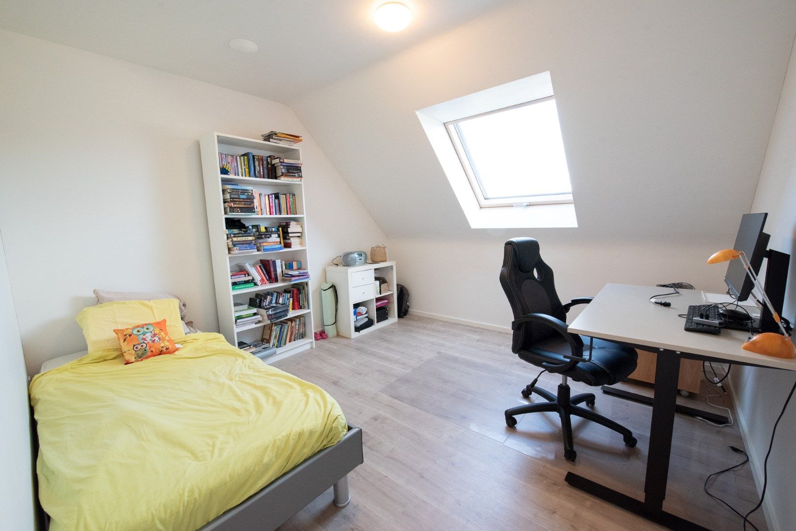 Instapklare en energiezuinige woning TE HUUR in Zwevegem foto 8