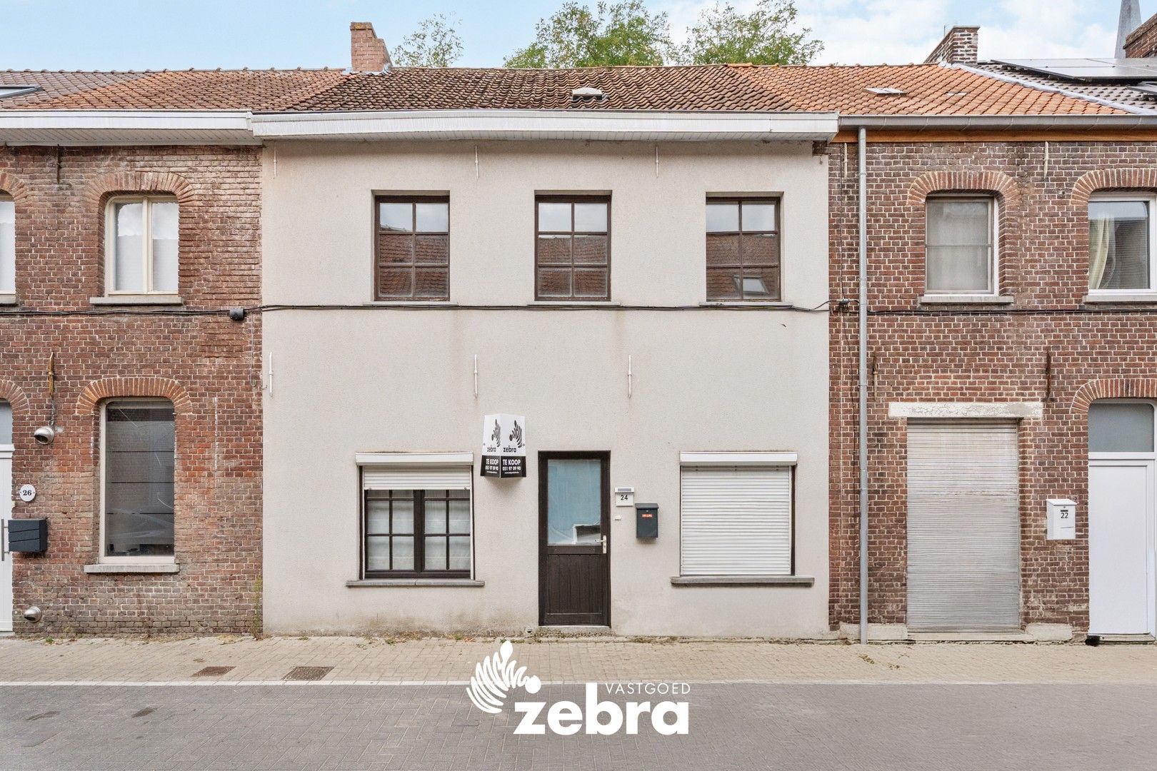 Op te frissen woning met vier slaapkamers in centrum Izegem! foto 2