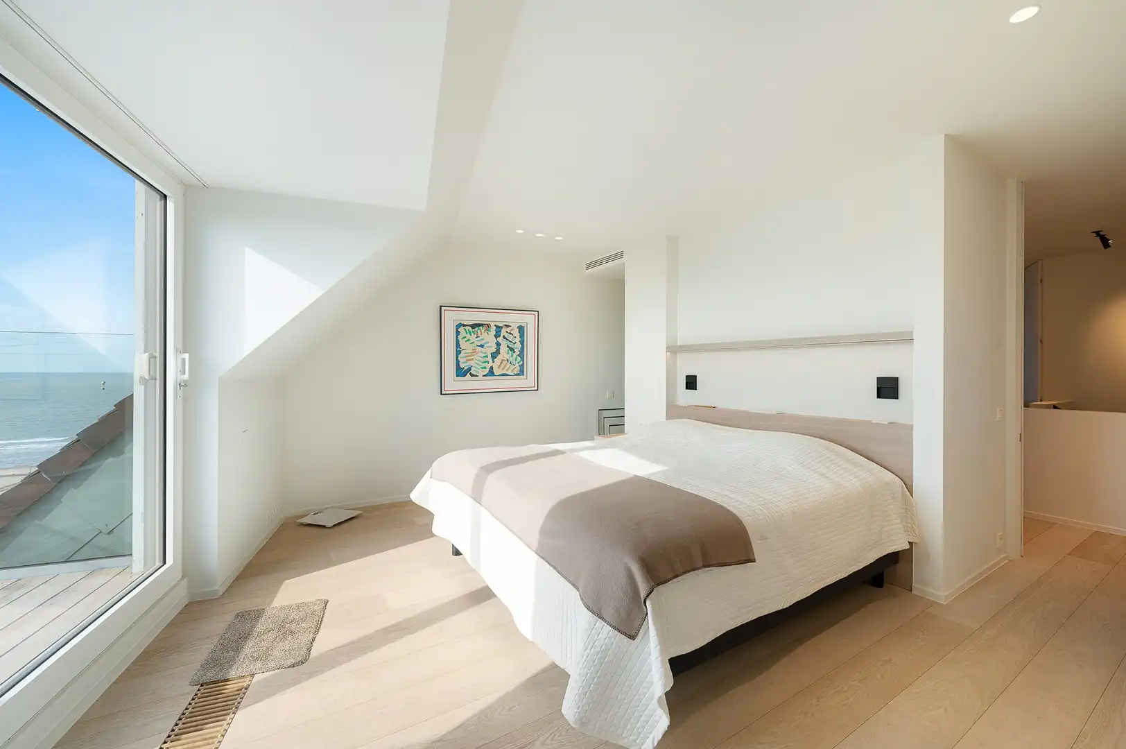 Prachtig duplexappartement met 3 slaapkamers en panoramische uitzichten in het Zoute. foto 16