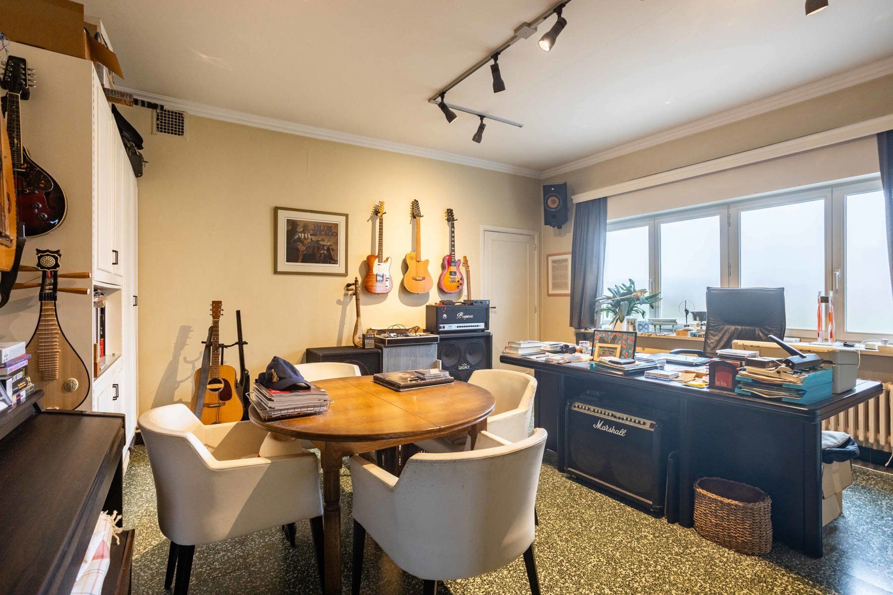 Riante Villa met 5 slpk en praktijkruimte op 1100m² foto 14