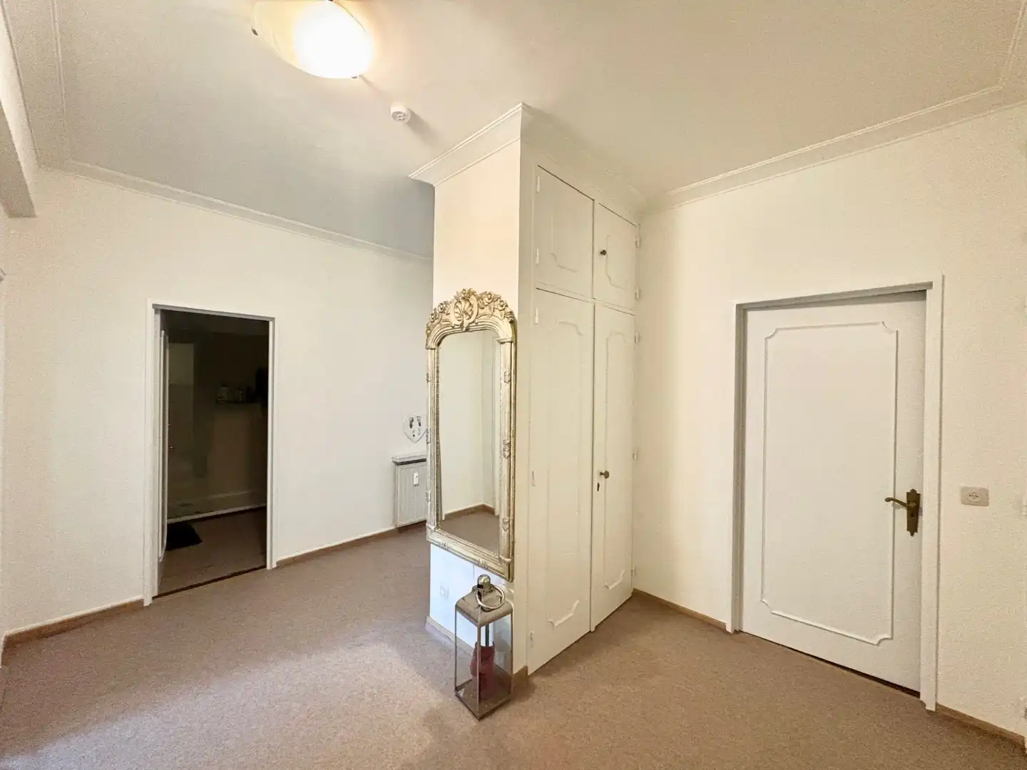 Ruim 2-slaapkamerappartement met uniek zicht op het Stadspark foto 9