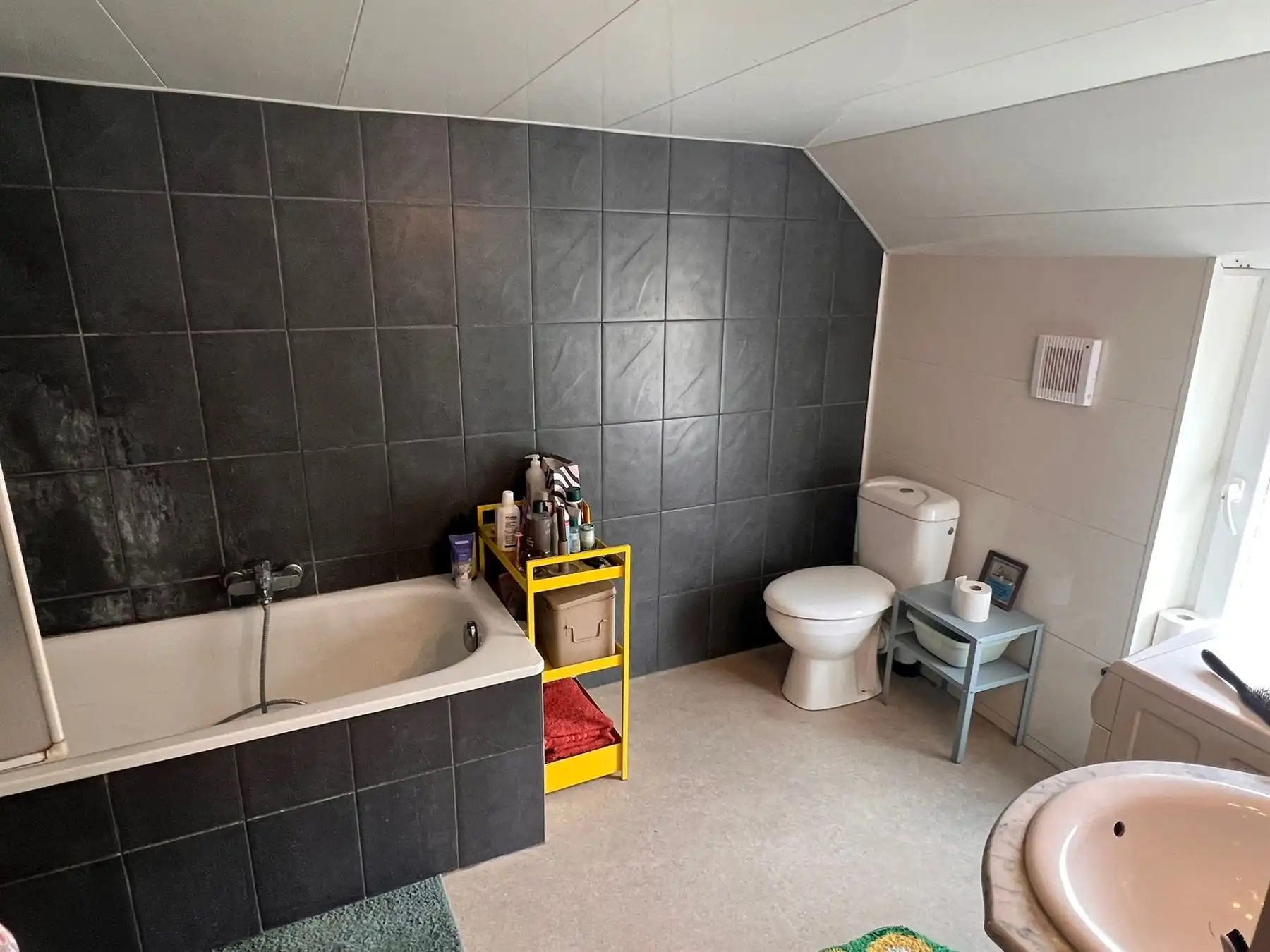 Sympathieke woning in het stadscentrum met tuin foto 5