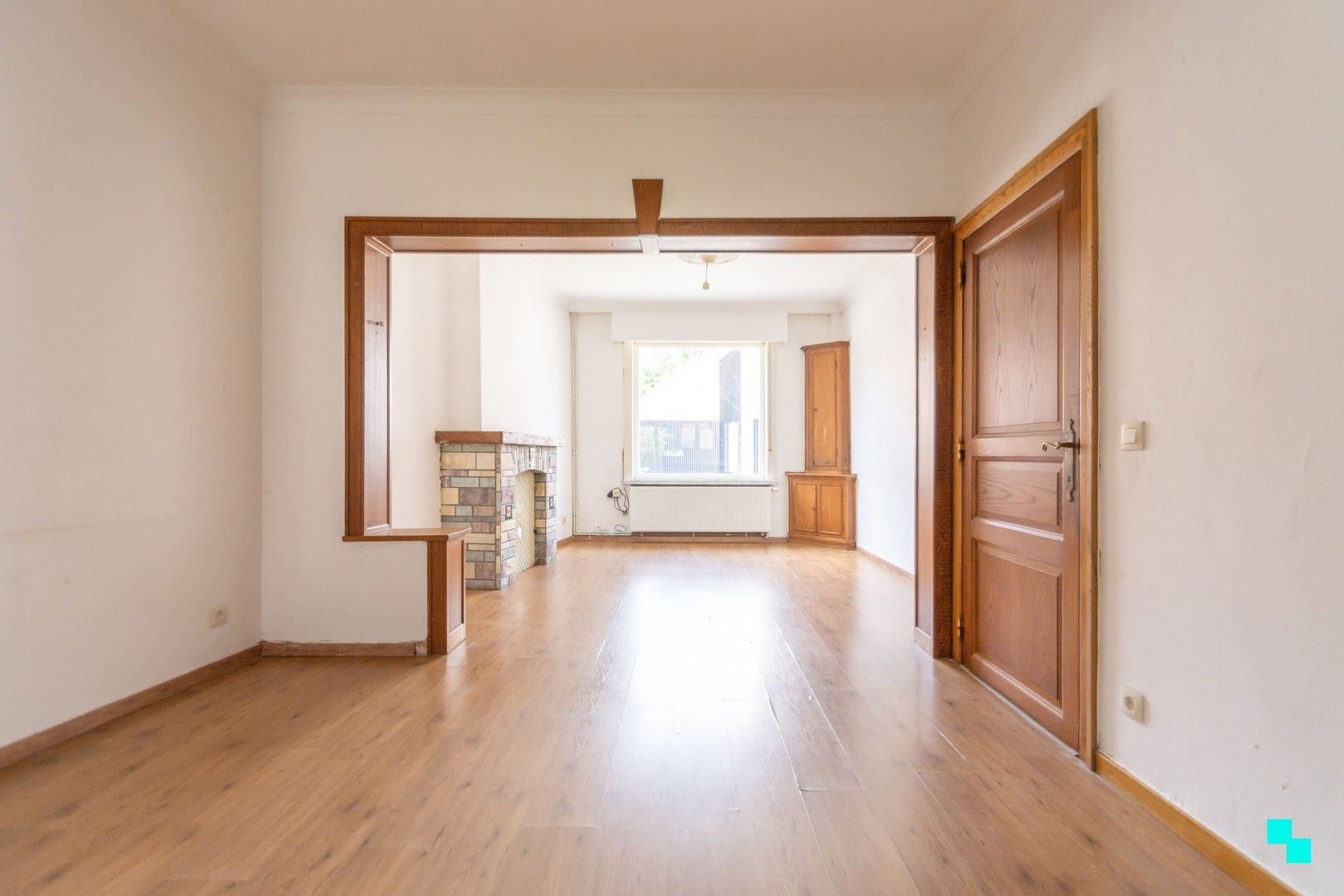 Te renoveren woning nabij station van Merelbeke foto 2