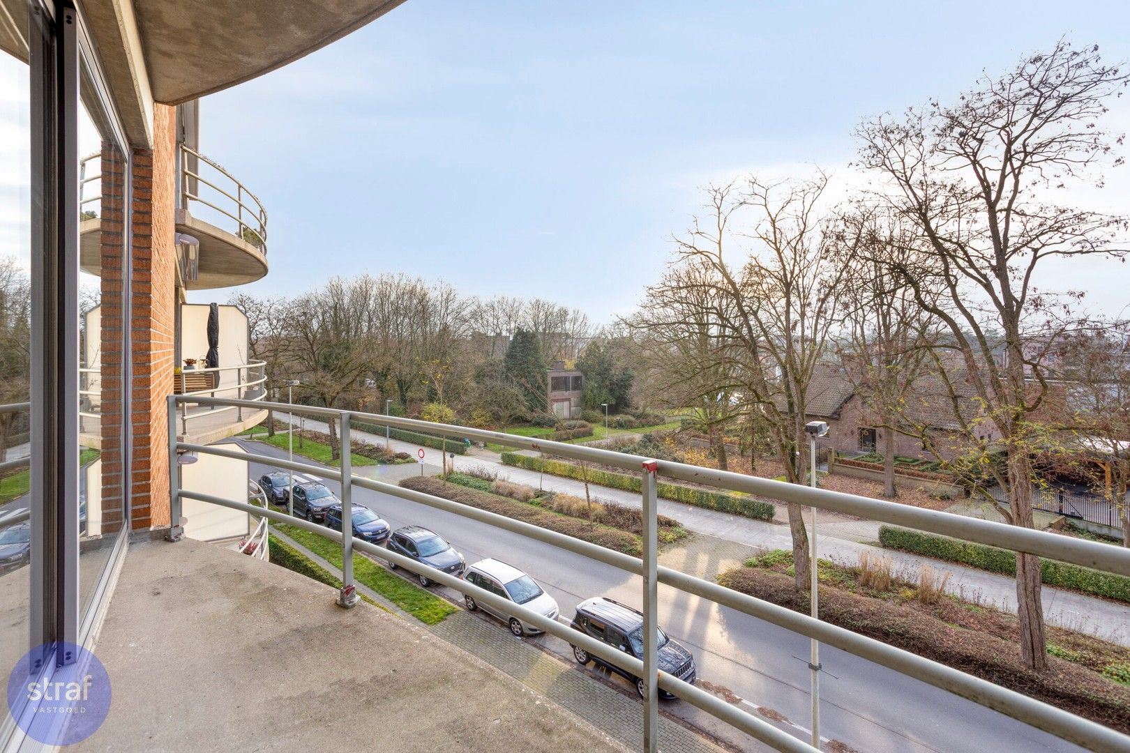 Prachtig licht appartement met ZW terras in centrum Beveren foto 11