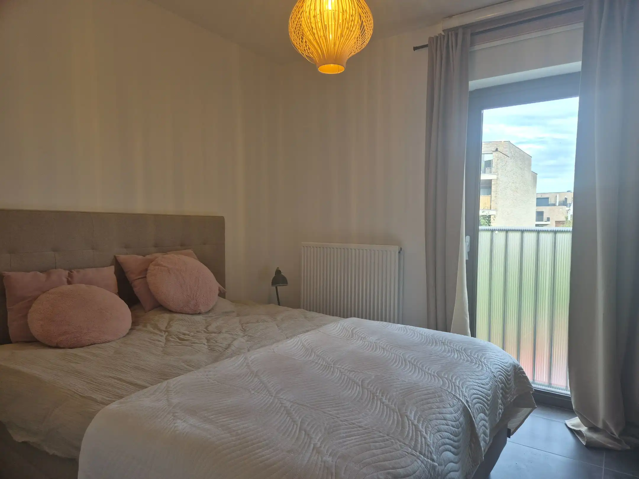 Mooi appartement met 2 slpk, ruim terras en parking foto 10